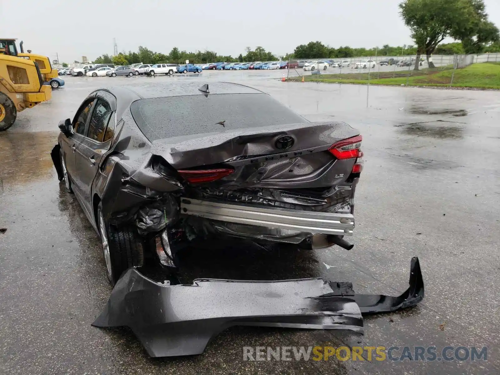 3 Photograph of a damaged car 4T1C11AK2MU430557 TOYOTA CAMRY 2021