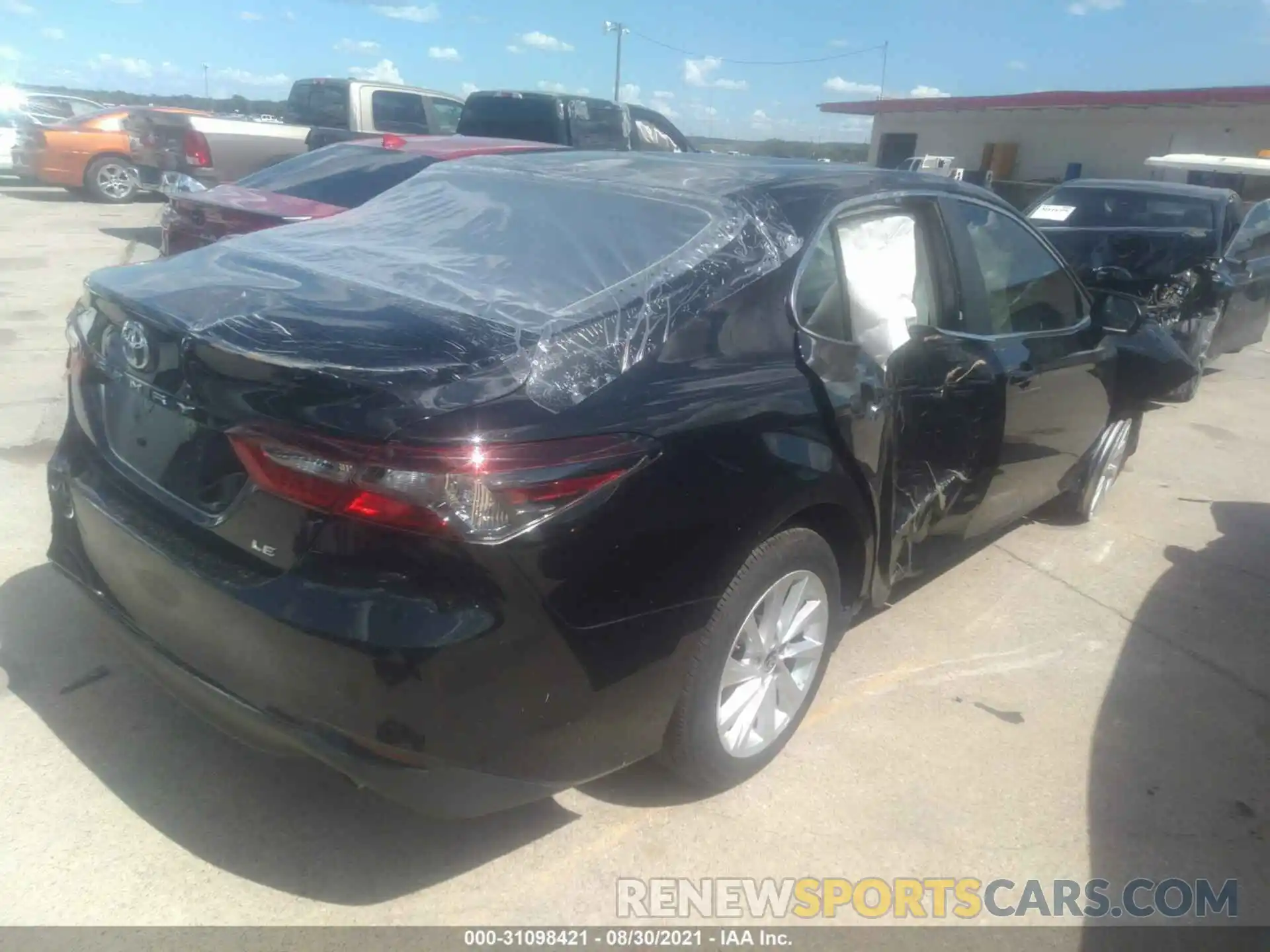 4 Photograph of a damaged car 4T1C11AK2MU433488 TOYOTA CAMRY 2021