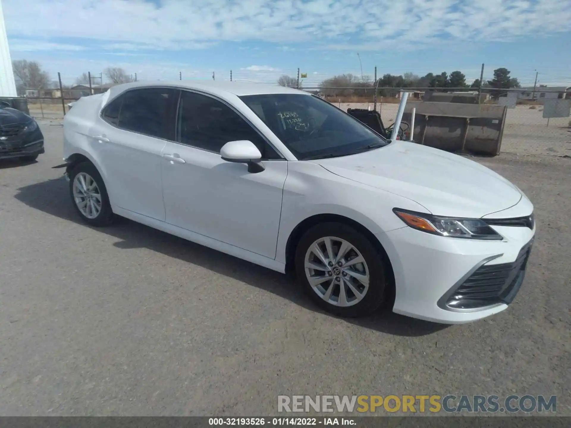 1 Photograph of a damaged car 4T1C11AK2MU440957 TOYOTA CAMRY 2021