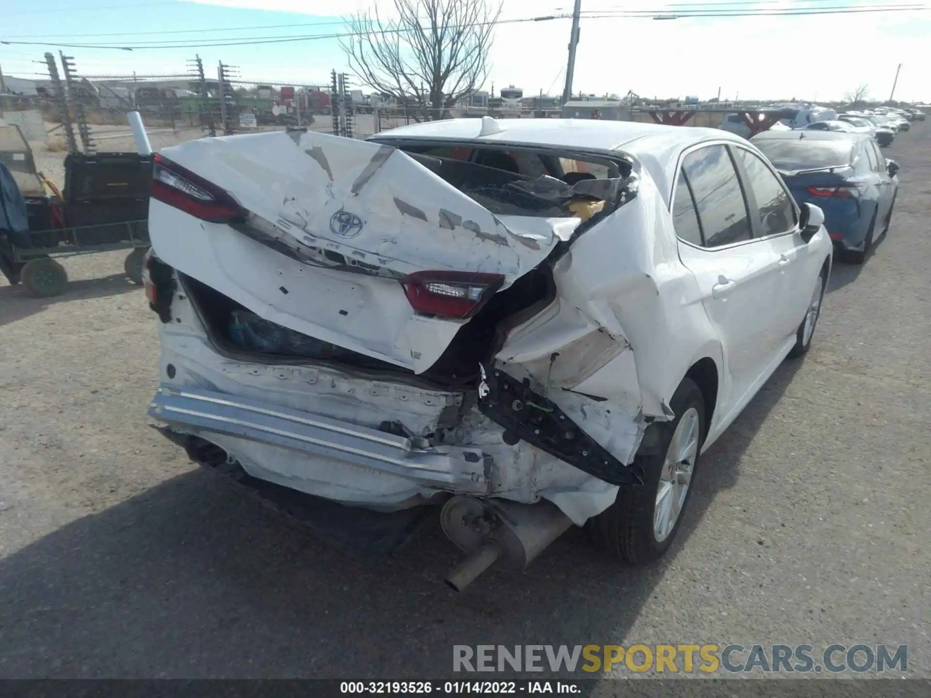 6 Photograph of a damaged car 4T1C11AK2MU440957 TOYOTA CAMRY 2021