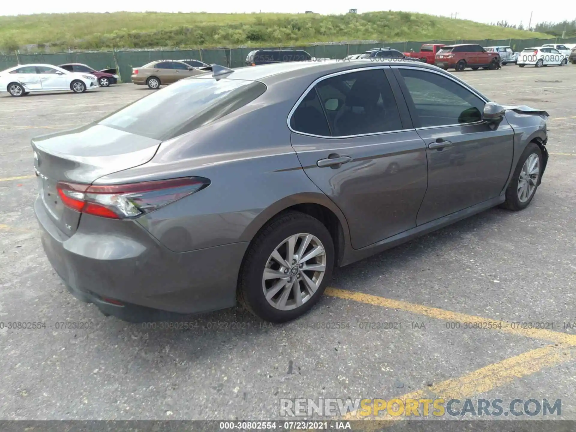 4 Photograph of a damaged car 4T1C11AK2MU444104 TOYOTA CAMRY 2021