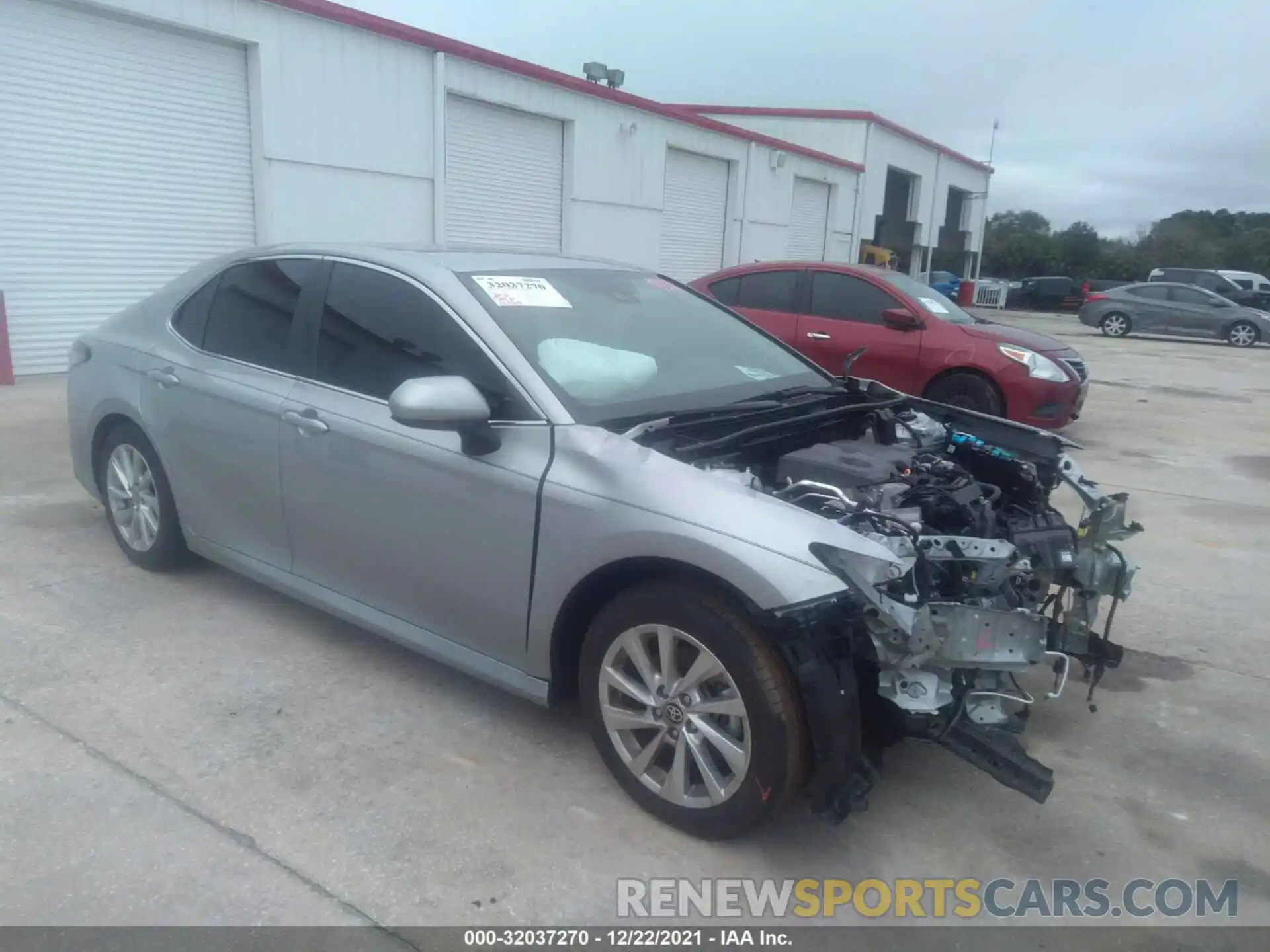 1 Photograph of a damaged car 4T1C11AK2MU444636 TOYOTA CAMRY 2021