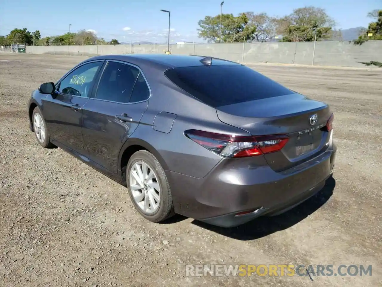 3 Photograph of a damaged car 4T1C11AK2MU449030 TOYOTA CAMRY 2021