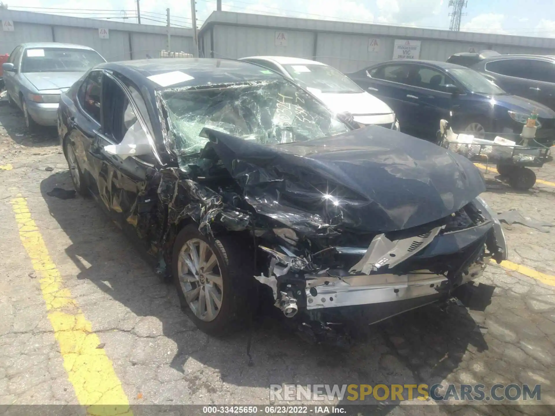 1 Photograph of a damaged car 4T1C11AK2MU450324 TOYOTA CAMRY 2021