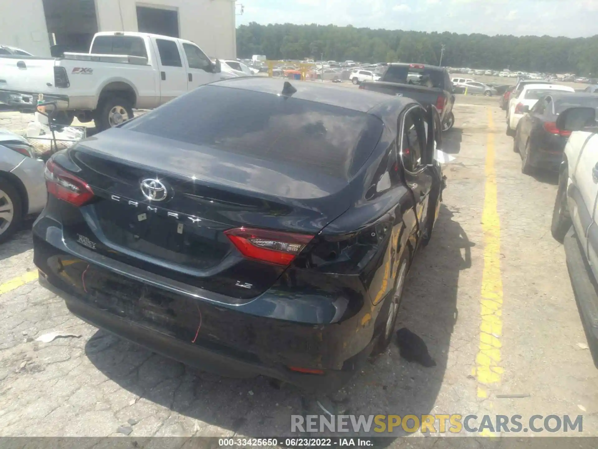 4 Photograph of a damaged car 4T1C11AK2MU450324 TOYOTA CAMRY 2021