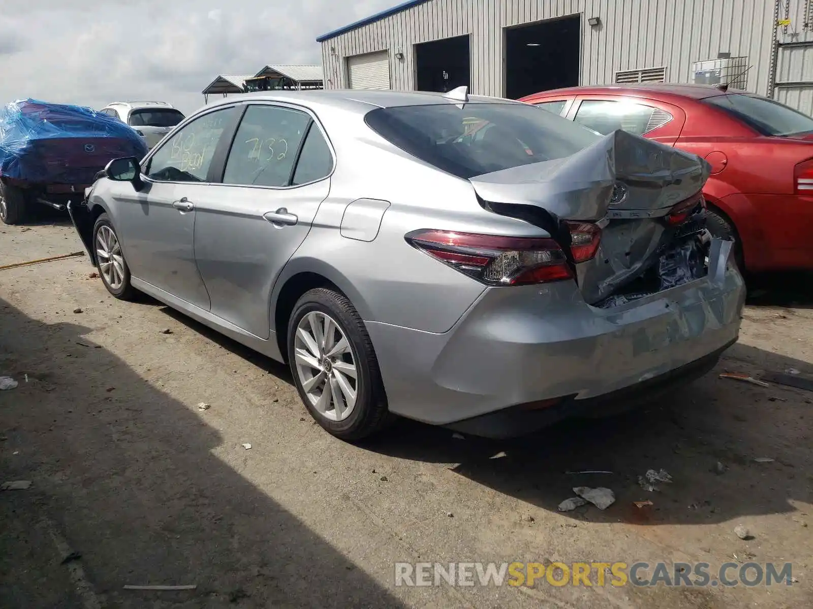 3 Photograph of a damaged car 4T1C11AK2MU455068 TOYOTA CAMRY 2021