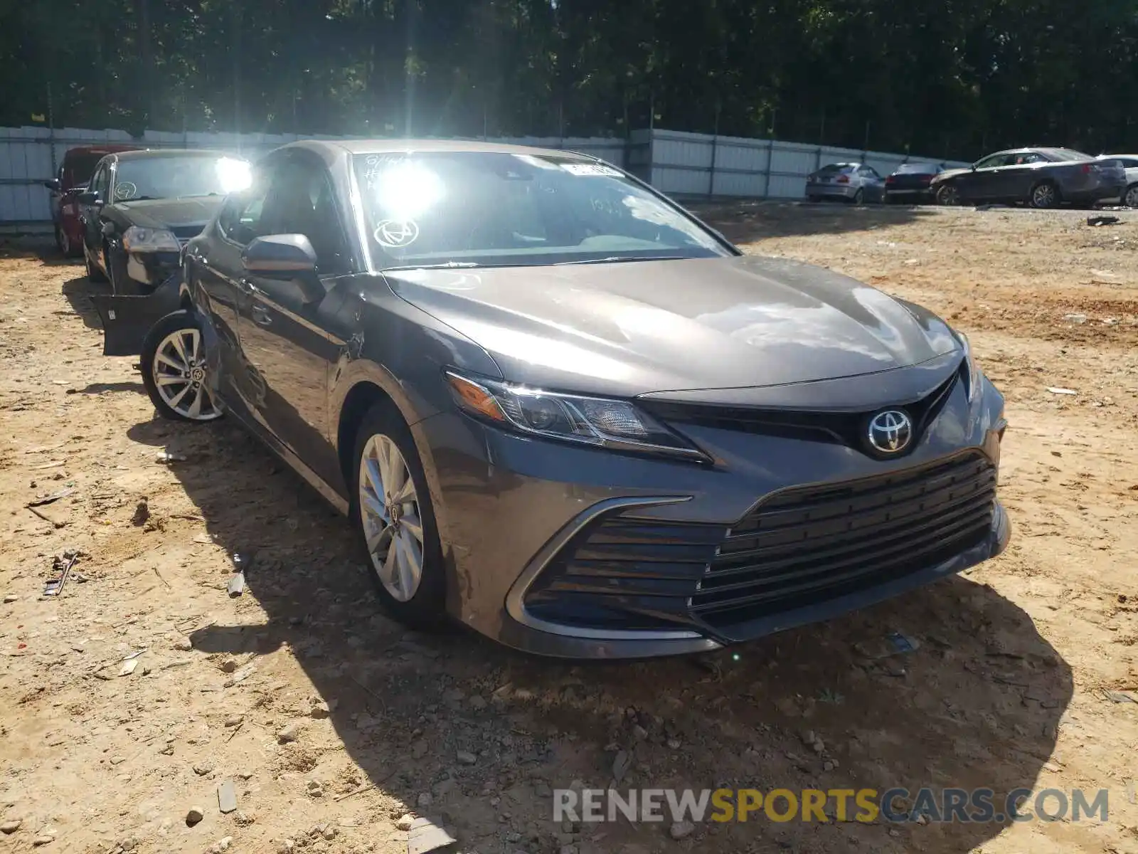 1 Photograph of a damaged car 4T1C11AK2MU457984 TOYOTA CAMRY 2021