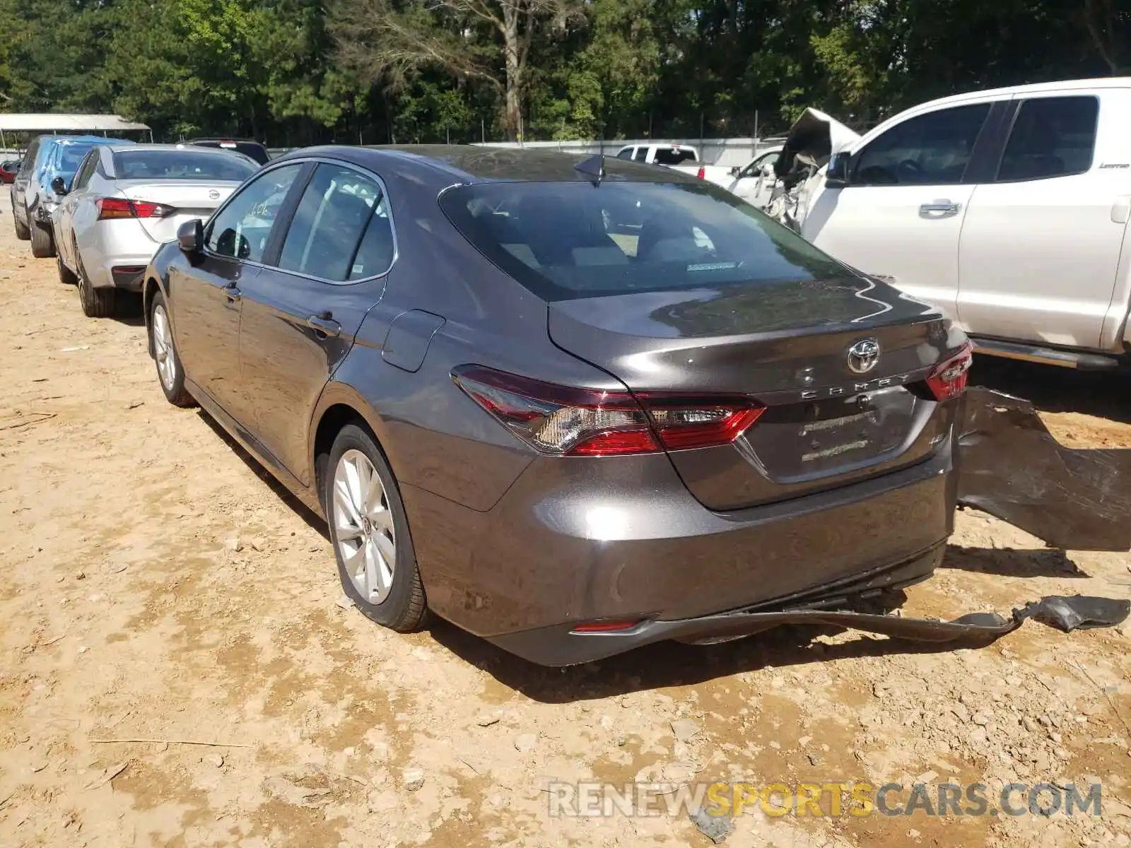 3 Photograph of a damaged car 4T1C11AK2MU457984 TOYOTA CAMRY 2021