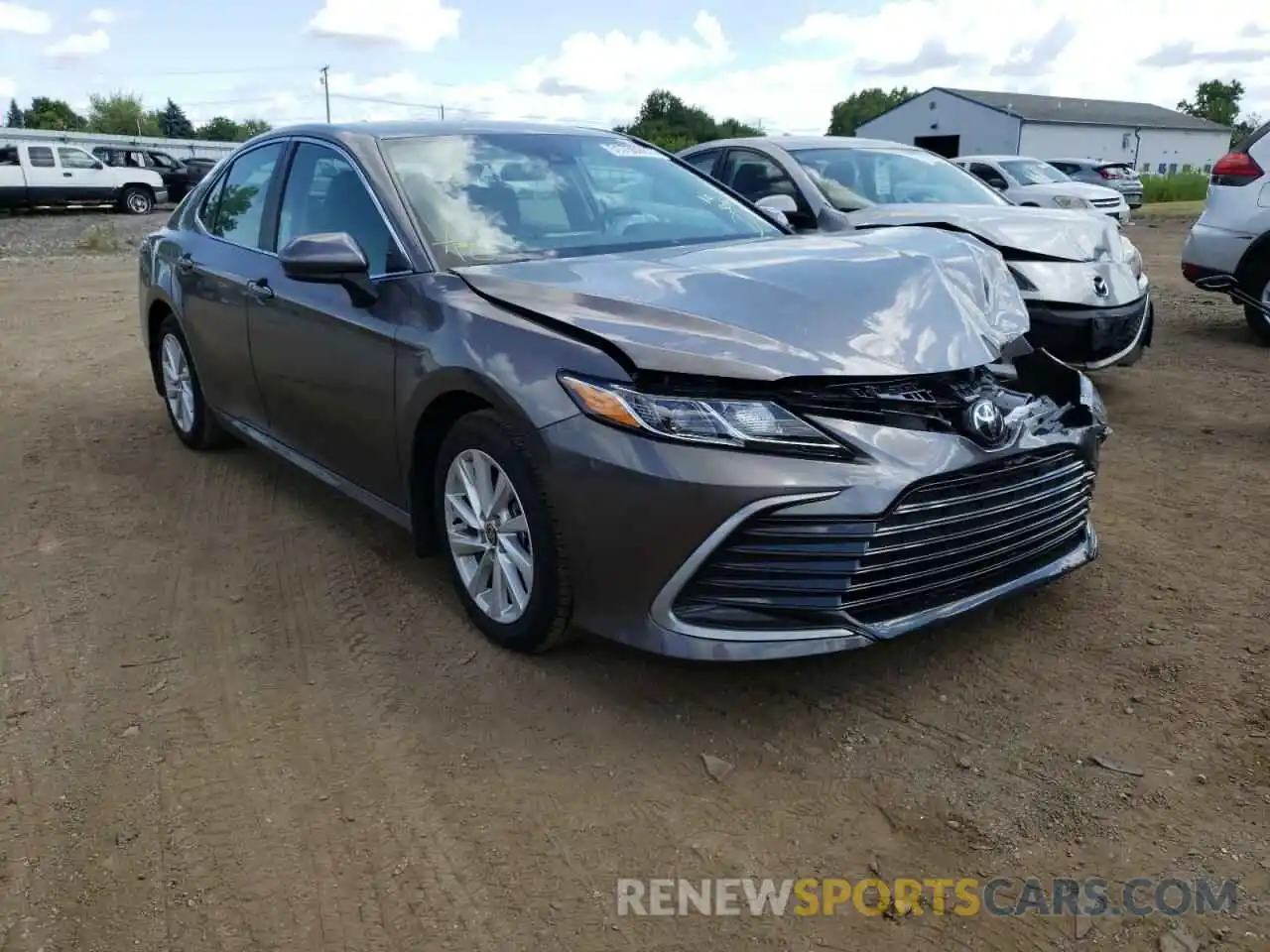 1 Photograph of a damaged car 4T1C11AK2MU463302 TOYOTA CAMRY 2021