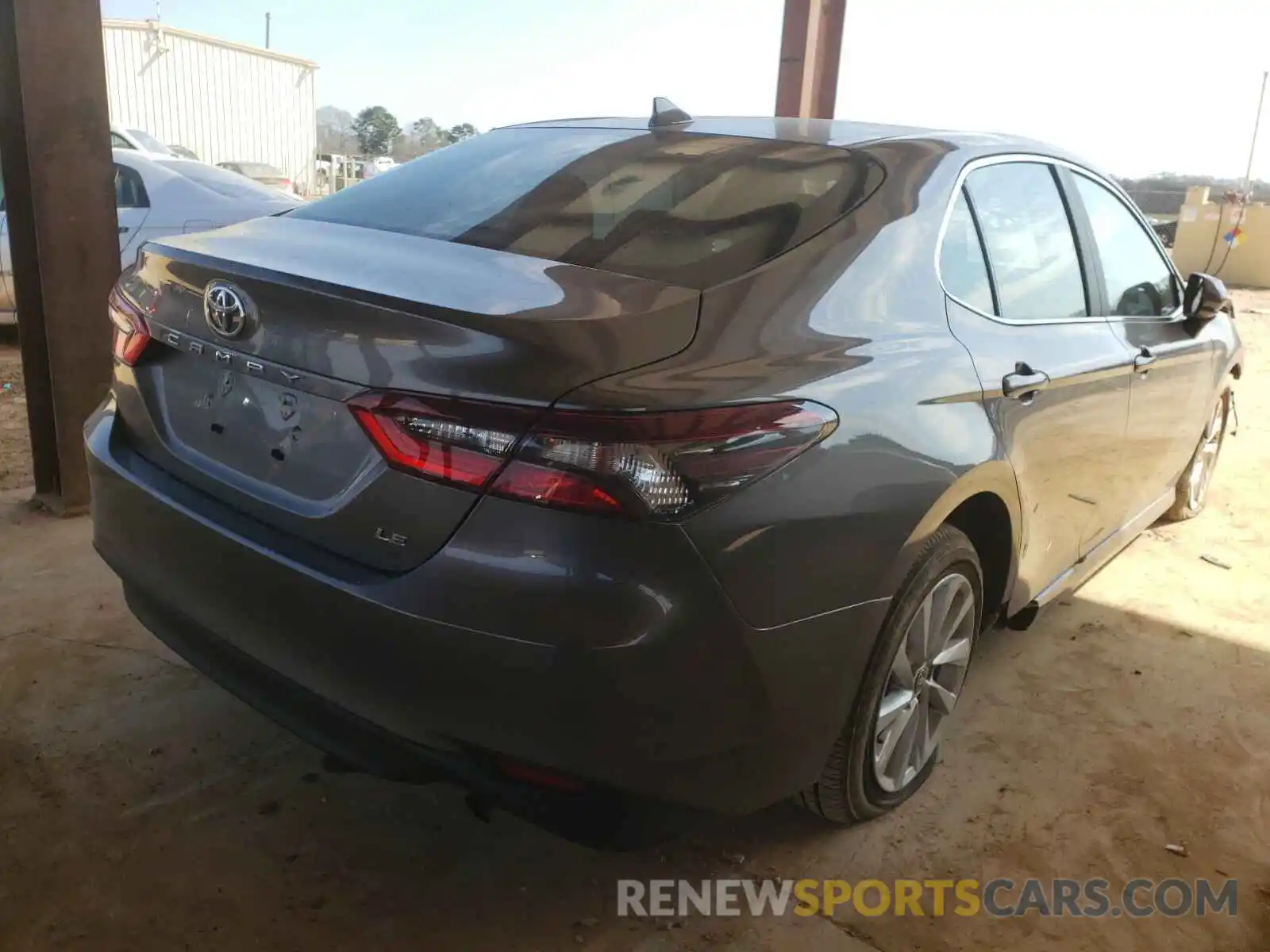 4 Photograph of a damaged car 4T1C11AK2MU516421 TOYOTA CAMRY 2021