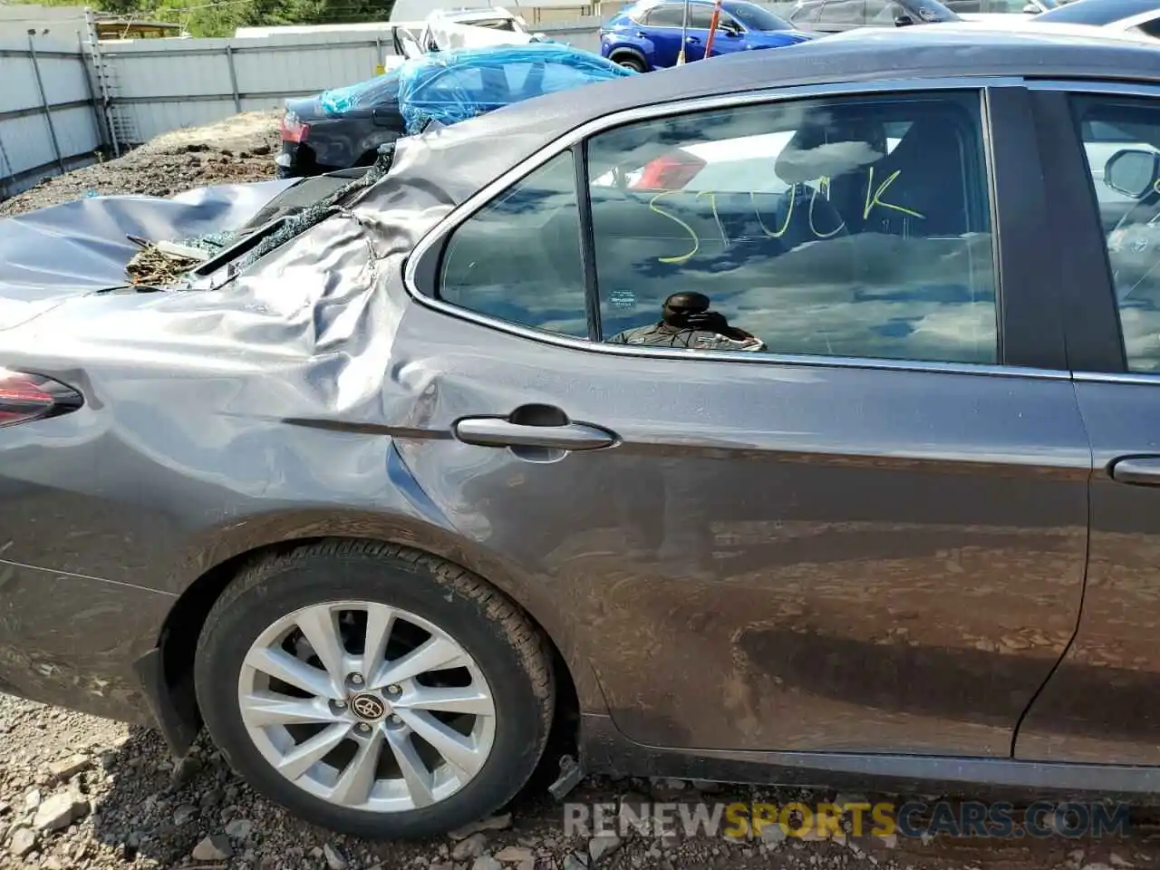 6 Photograph of a damaged car 4T1C11AK2MU517570 TOYOTA CAMRY 2021