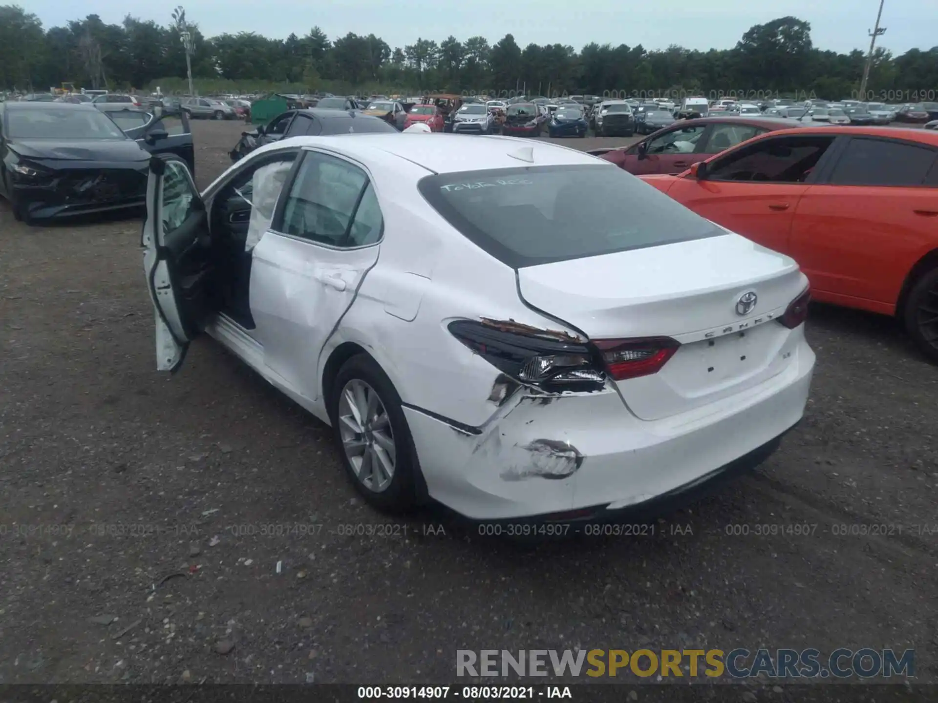 3 Photograph of a damaged car 4T1C11AK2MU529427 TOYOTA CAMRY 2021