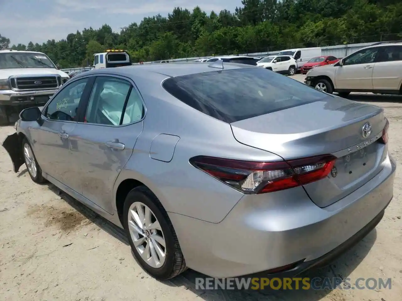 3 Photograph of a damaged car 4T1C11AK2MU544185 TOYOTA CAMRY 2021