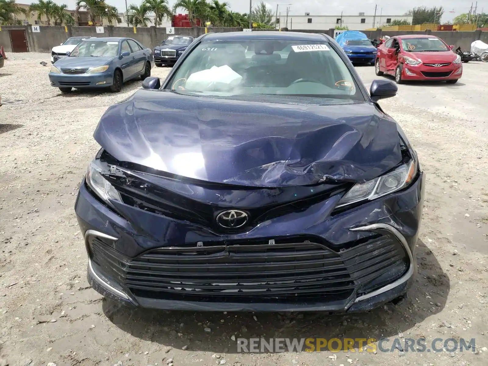 9 Photograph of a damaged car 4T1C11AK2MU546311 TOYOTA CAMRY 2021