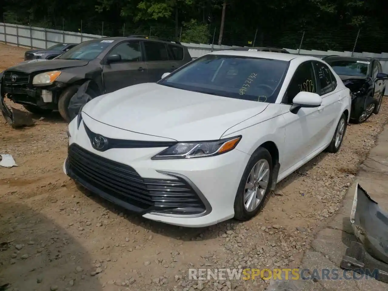 2 Photograph of a damaged car 4T1C11AK2MU548186 TOYOTA CAMRY 2021