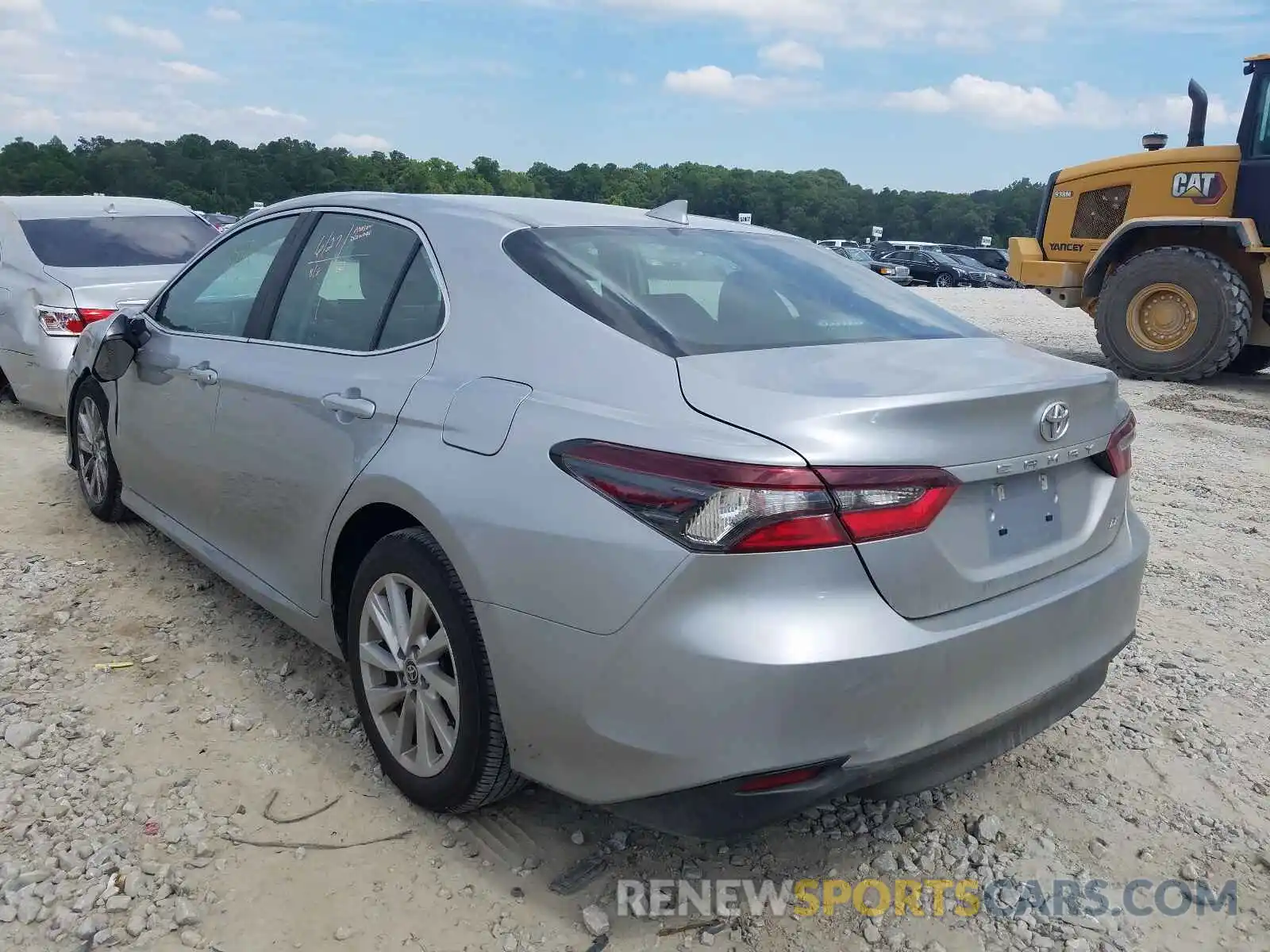 3 Photograph of a damaged car 4T1C11AK2MU572794 TOYOTA CAMRY 2021