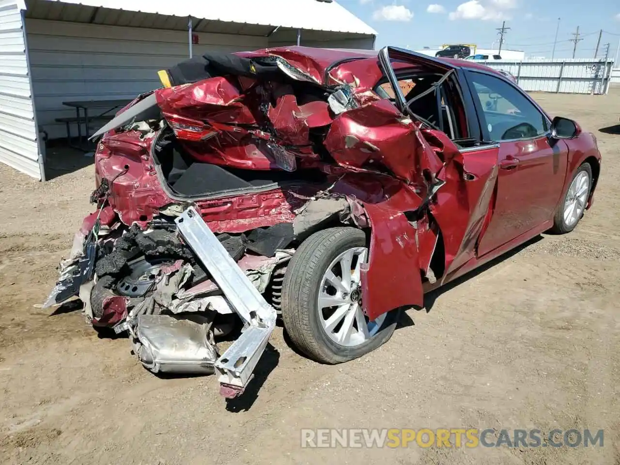 4 Photograph of a damaged car 4T1C11AK2MU594004 TOYOTA CAMRY 2021