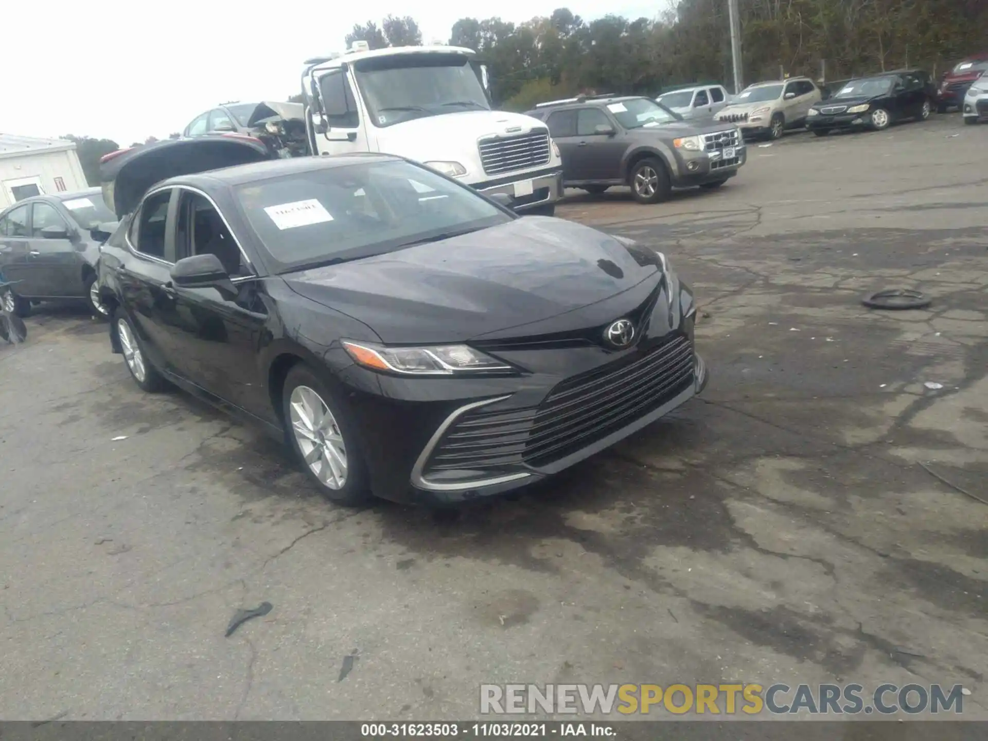 1 Photograph of a damaged car 4T1C11AK2MU600075 TOYOTA CAMRY 2021