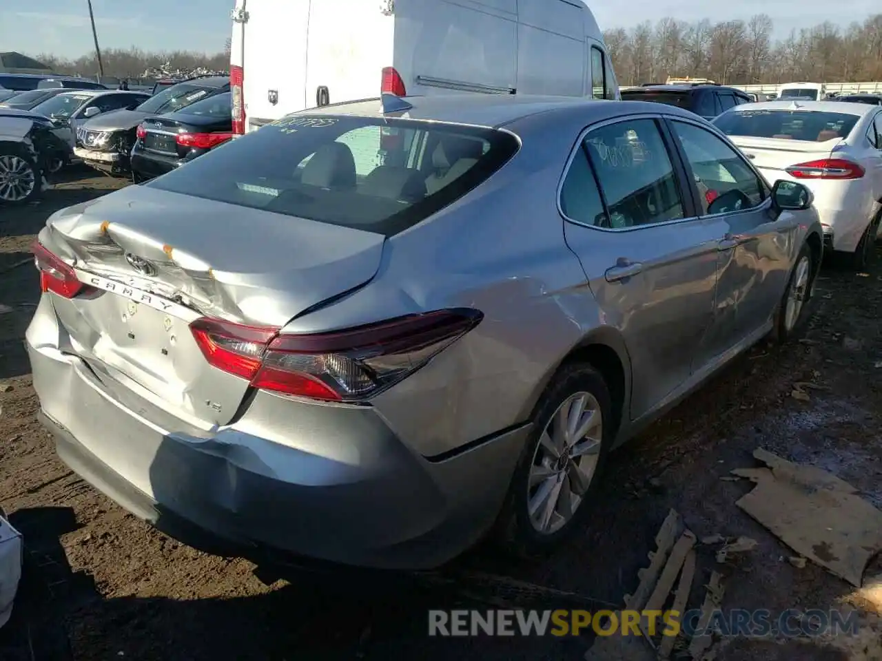 4 Photograph of a damaged car 4T1C11AK3MU437050 TOYOTA CAMRY 2021