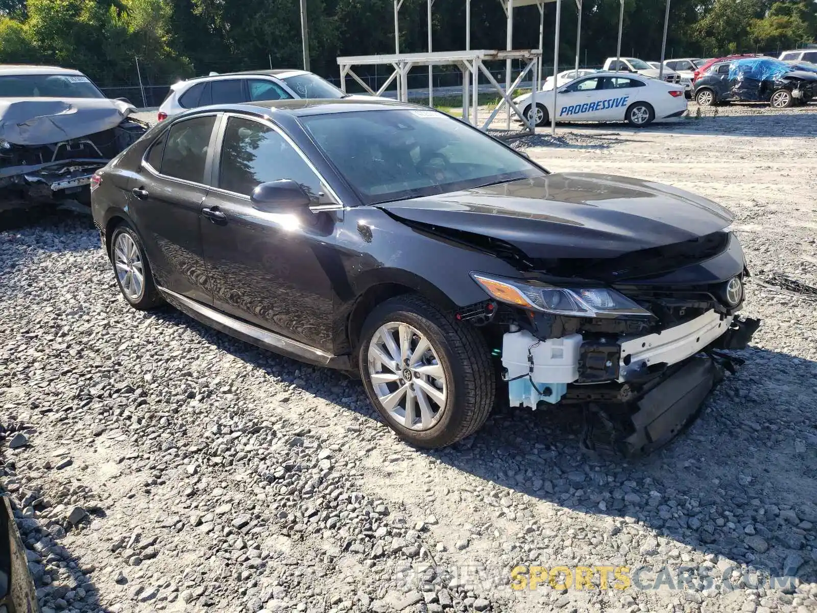 1 Photograph of a damaged car 4T1C11AK3MU442233 TOYOTA CAMRY 2021