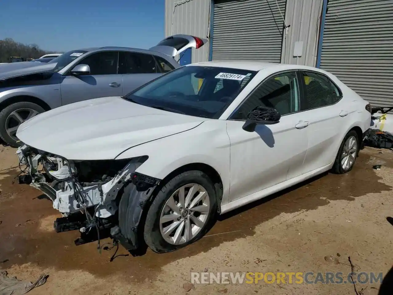 1 Photograph of a damaged car 4T1C11AK3MU443060 TOYOTA CAMRY 2021