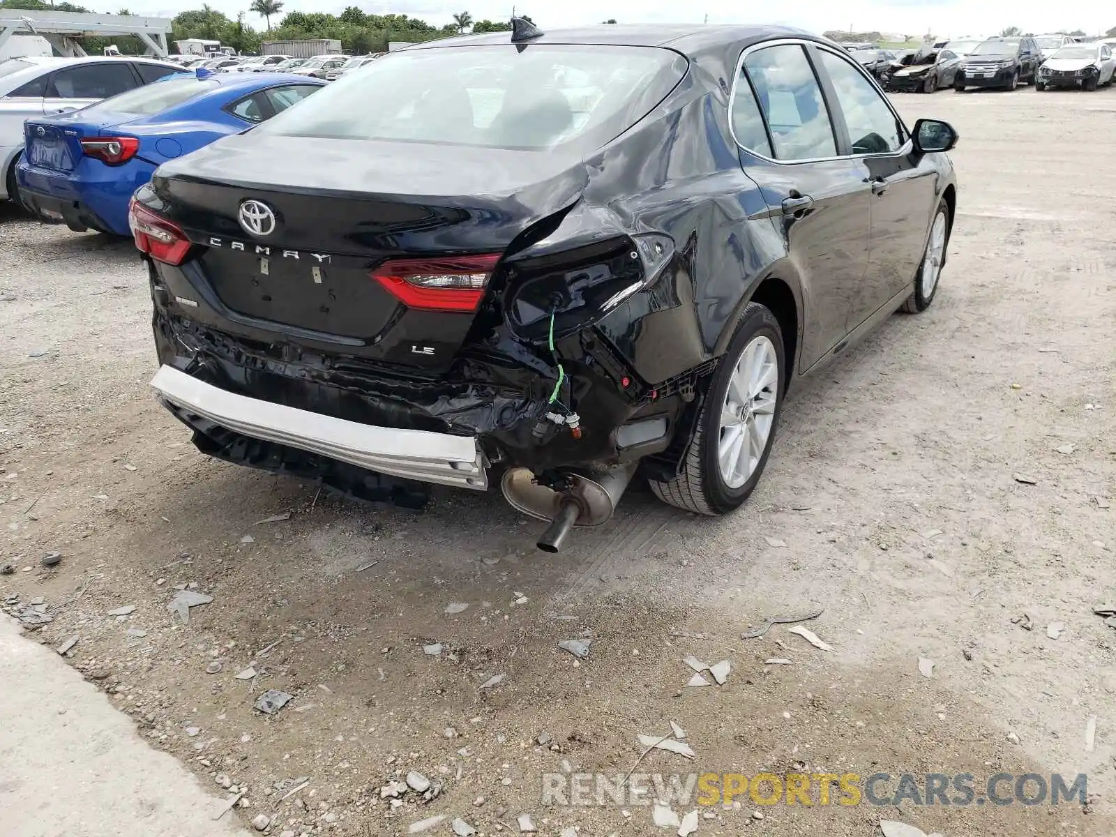 4 Photograph of a damaged car 4T1C11AK3MU459808 TOYOTA CAMRY 2021