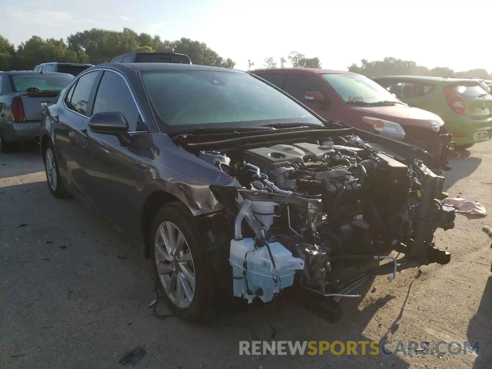 1 Photograph of a damaged car 4T1C11AK3MU470582 TOYOTA CAMRY 2021