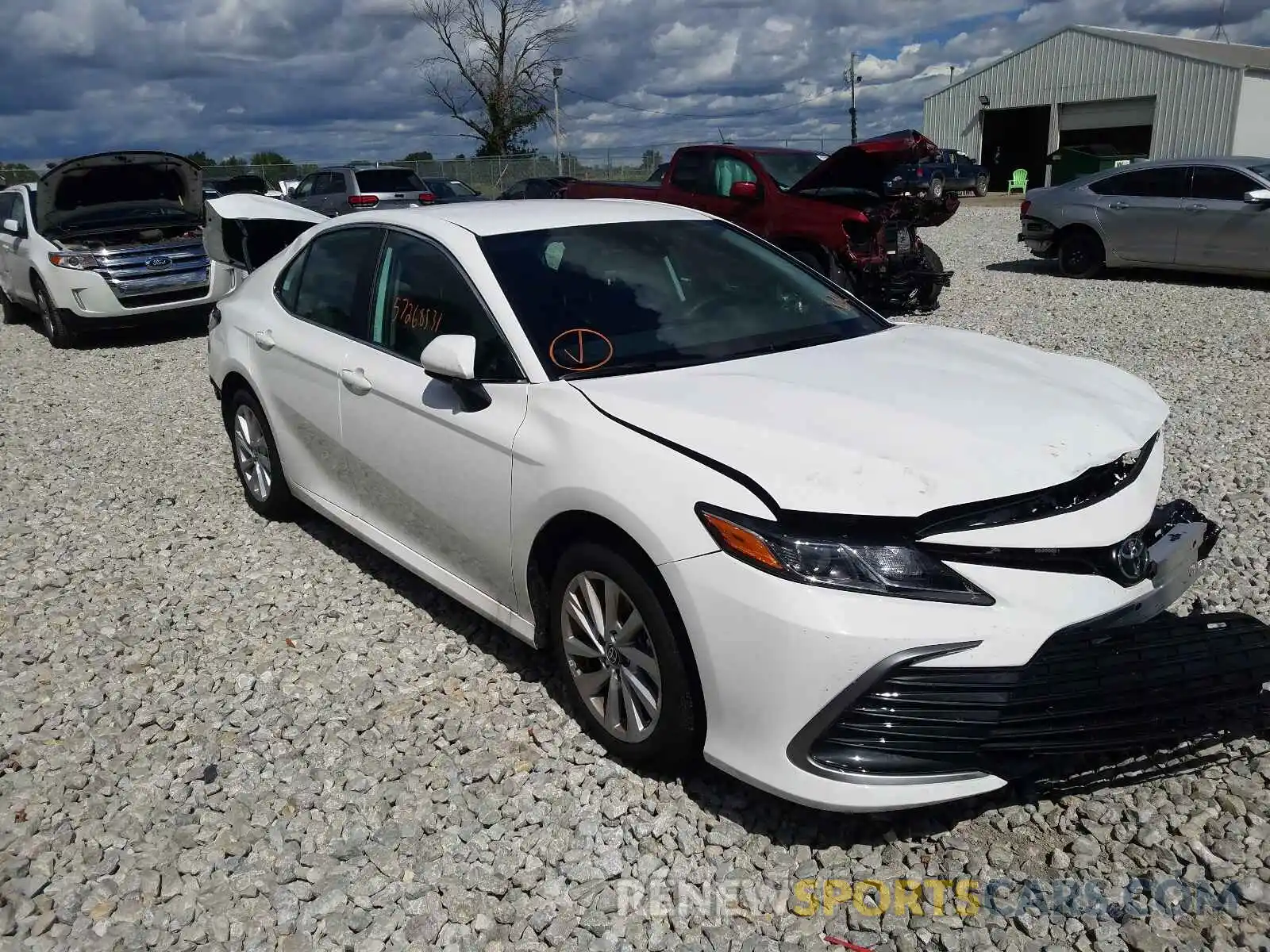 1 Photograph of a damaged car 4T1C11AK3MU475992 TOYOTA CAMRY 2021