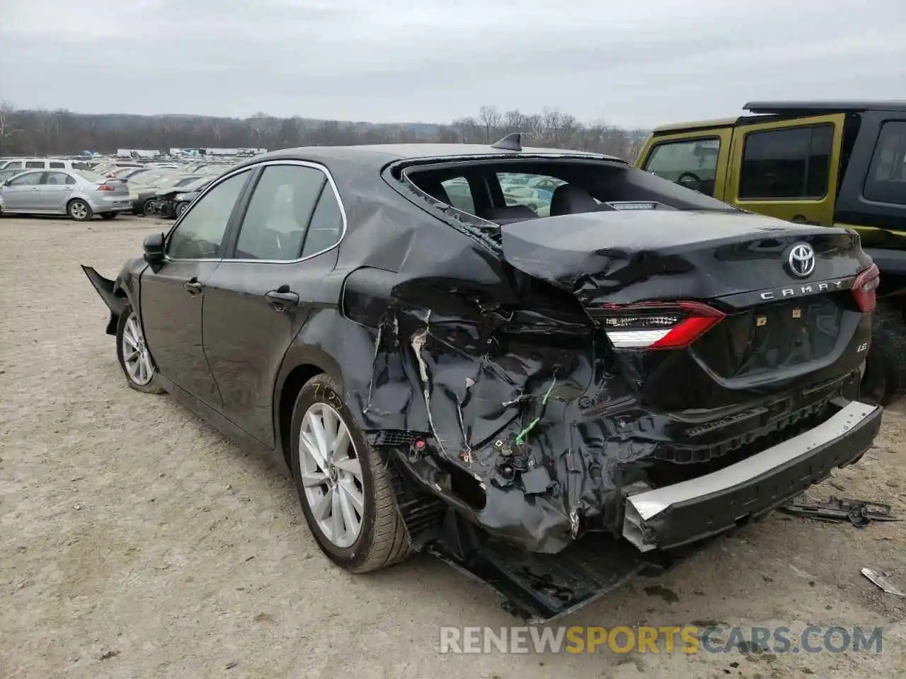 3 Photograph of a damaged car 4T1C11AK3MU512250 TOYOTA CAMRY 2021