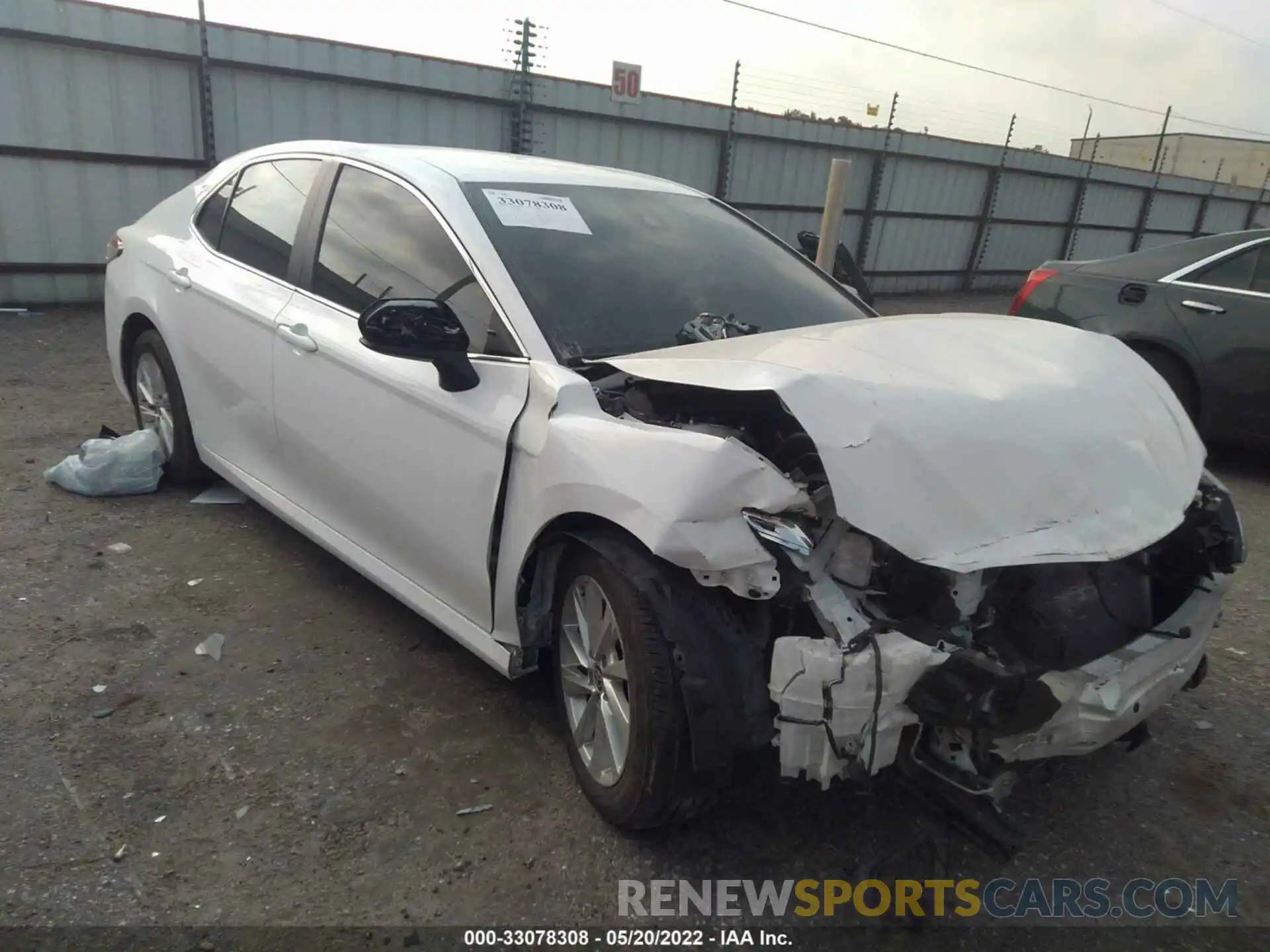 1 Photograph of a damaged car 4T1C11AK3MU520087 TOYOTA CAMRY 2021