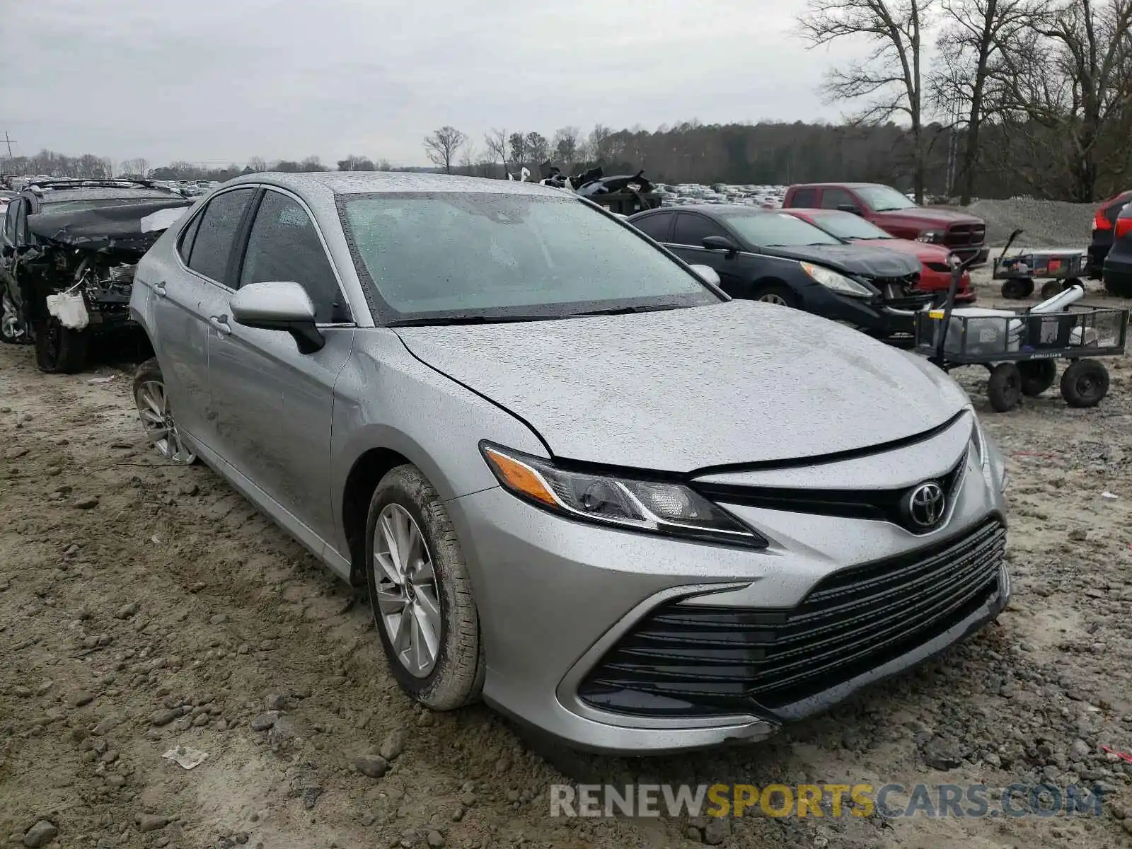 1 Photograph of a damaged car 4T1C11AK3MU537391 TOYOTA CAMRY 2021