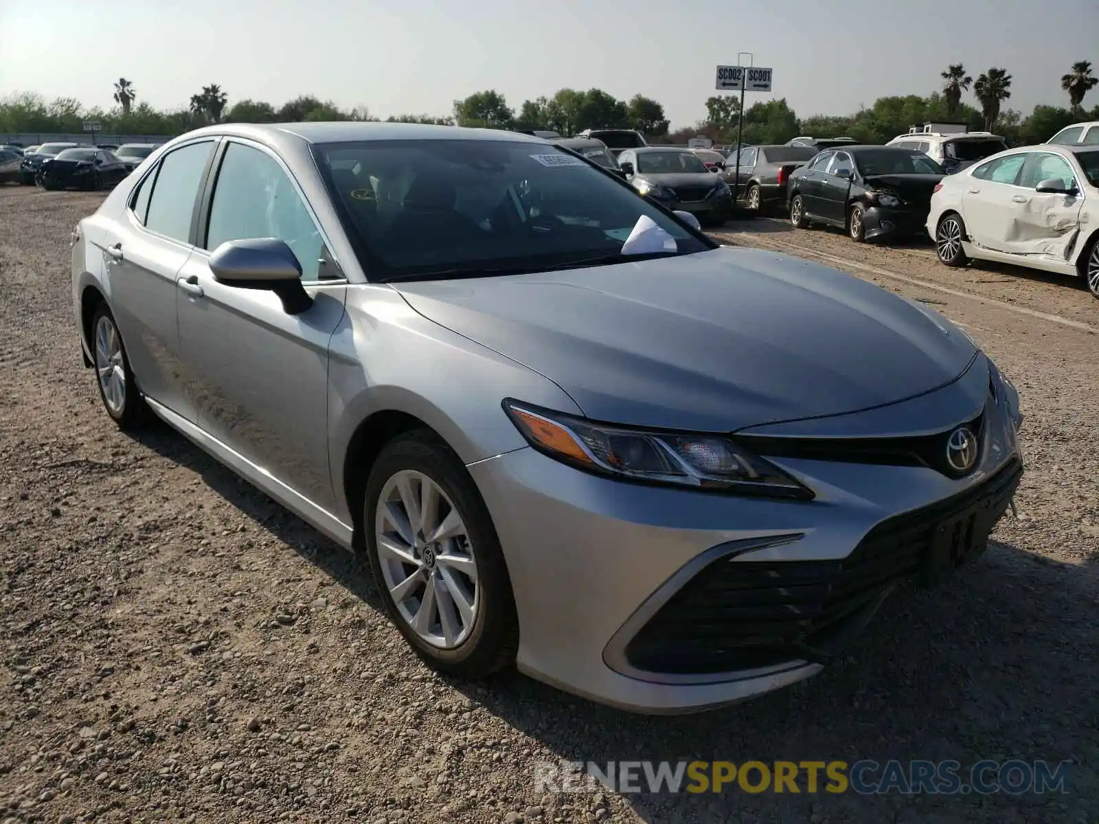 1 Photograph of a damaged car 4T1C11AK3MU551680 TOYOTA CAMRY 2021