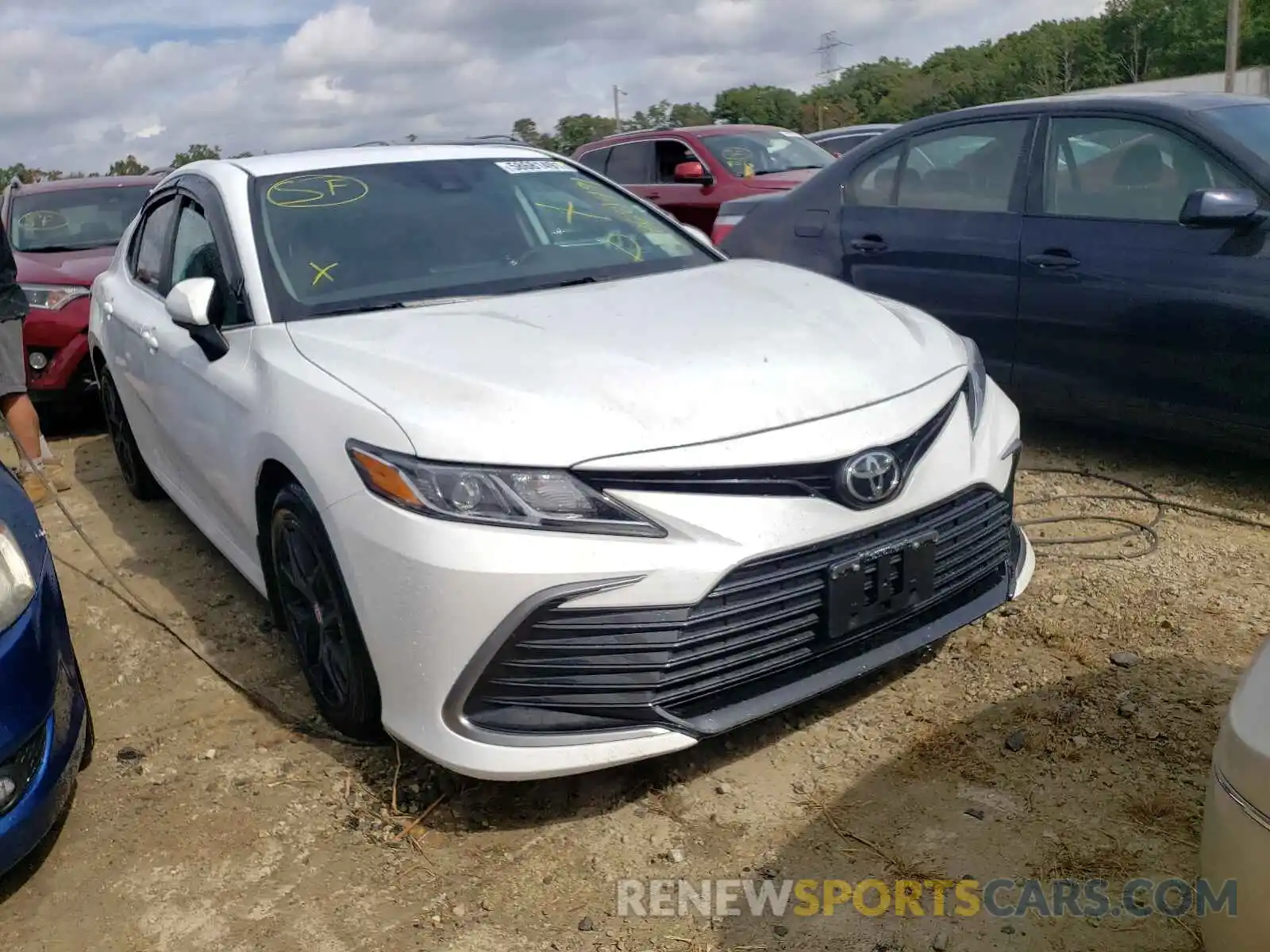 1 Photograph of a damaged car 4T1C11AK3MU553185 TOYOTA CAMRY 2021