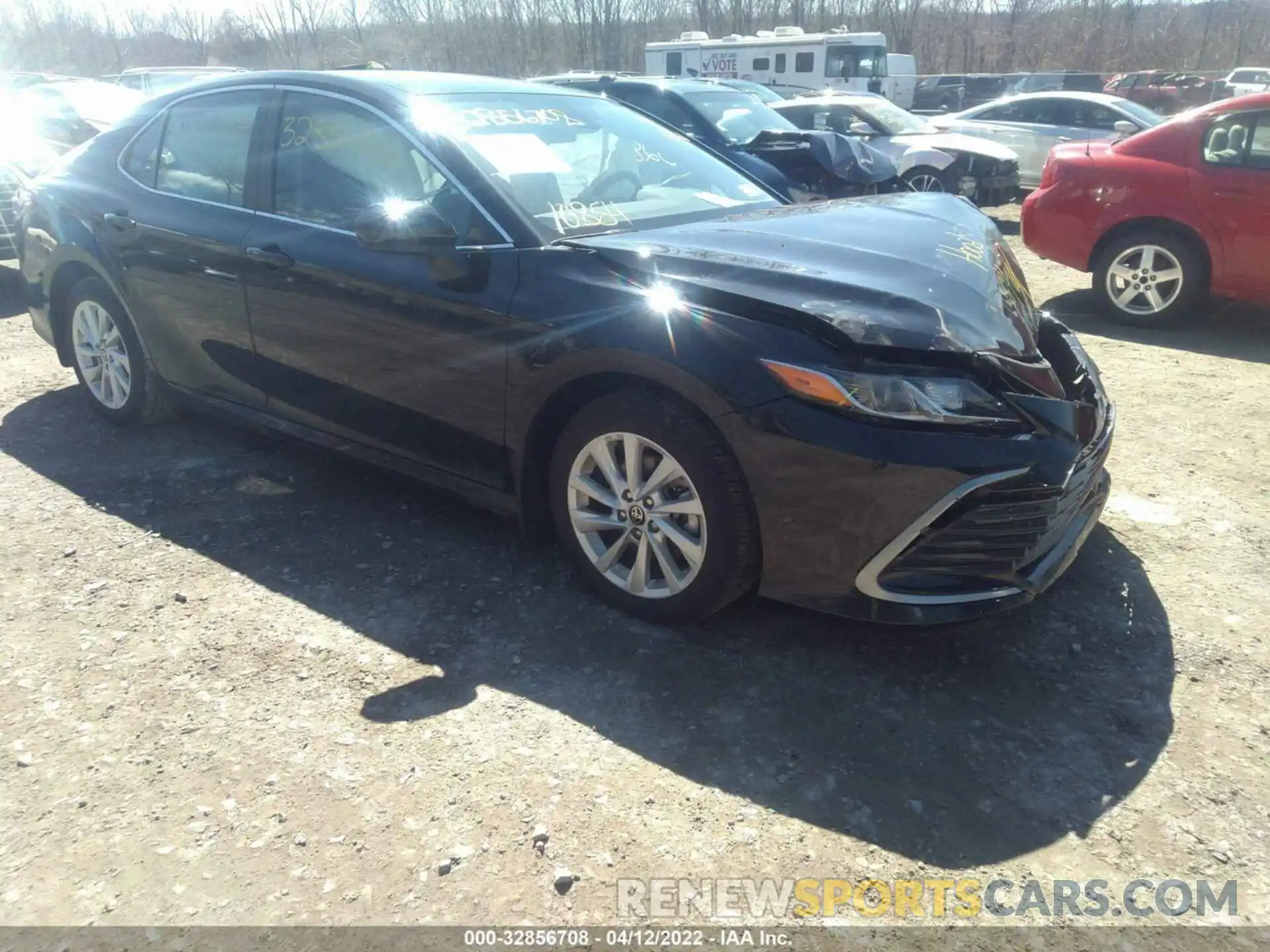 1 Photograph of a damaged car 4T1C11AK3MU575767 TOYOTA CAMRY 2021