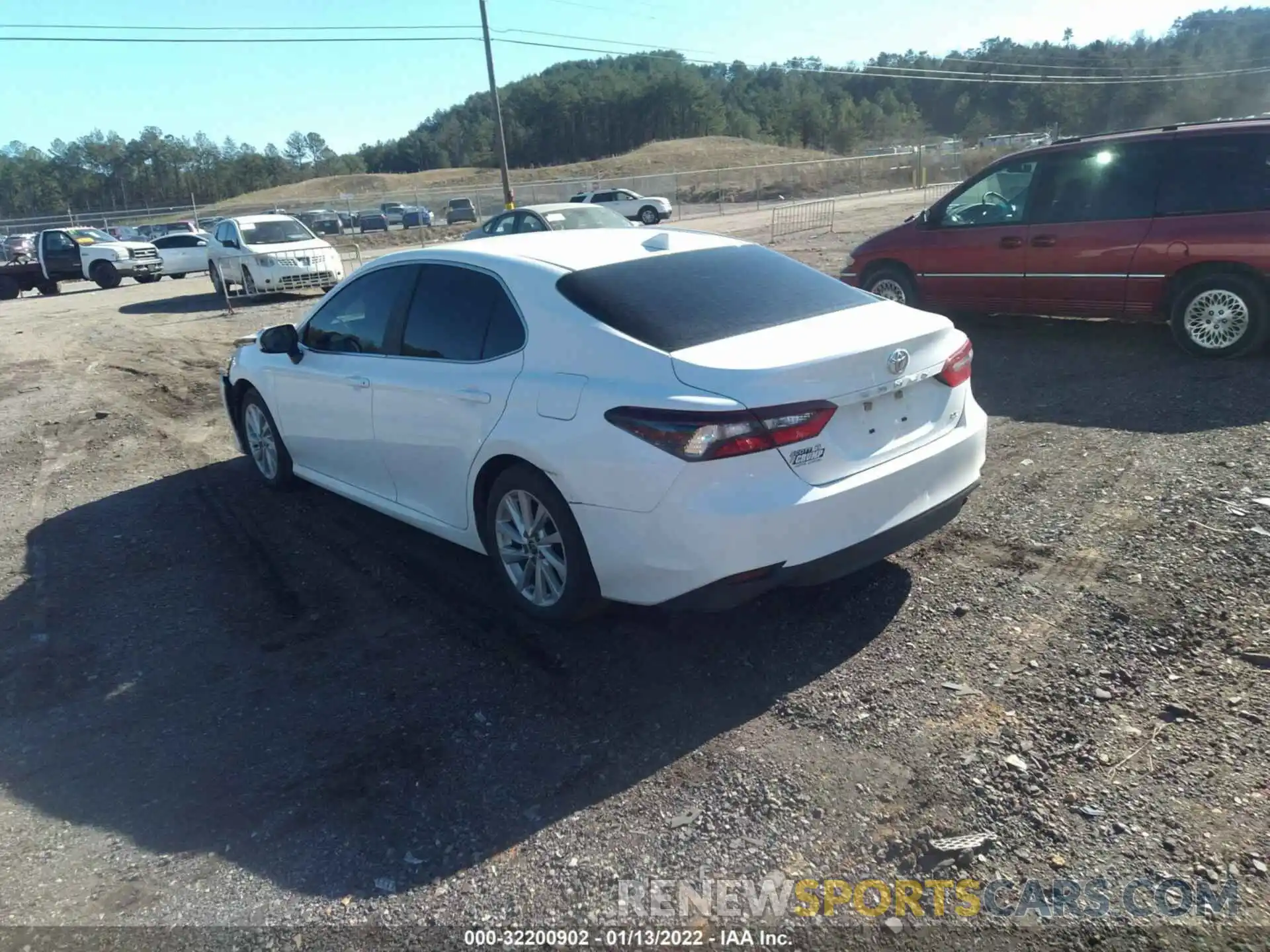 3 Photograph of a damaged car 4T1C11AK3MU580550 TOYOTA CAMRY 2021