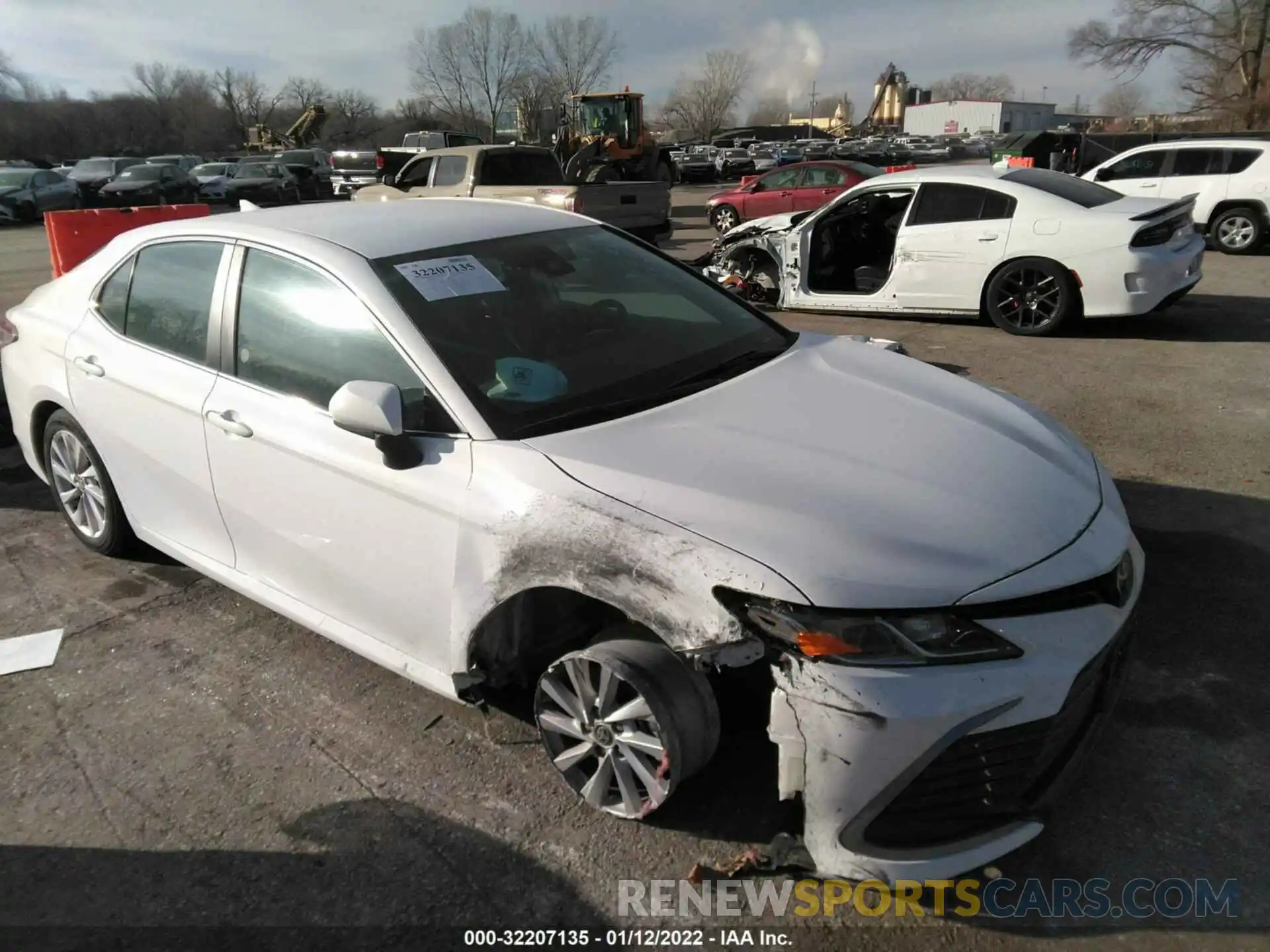 1 Photograph of a damaged car 4T1C11AK3MU592780 TOYOTA CAMRY 2021