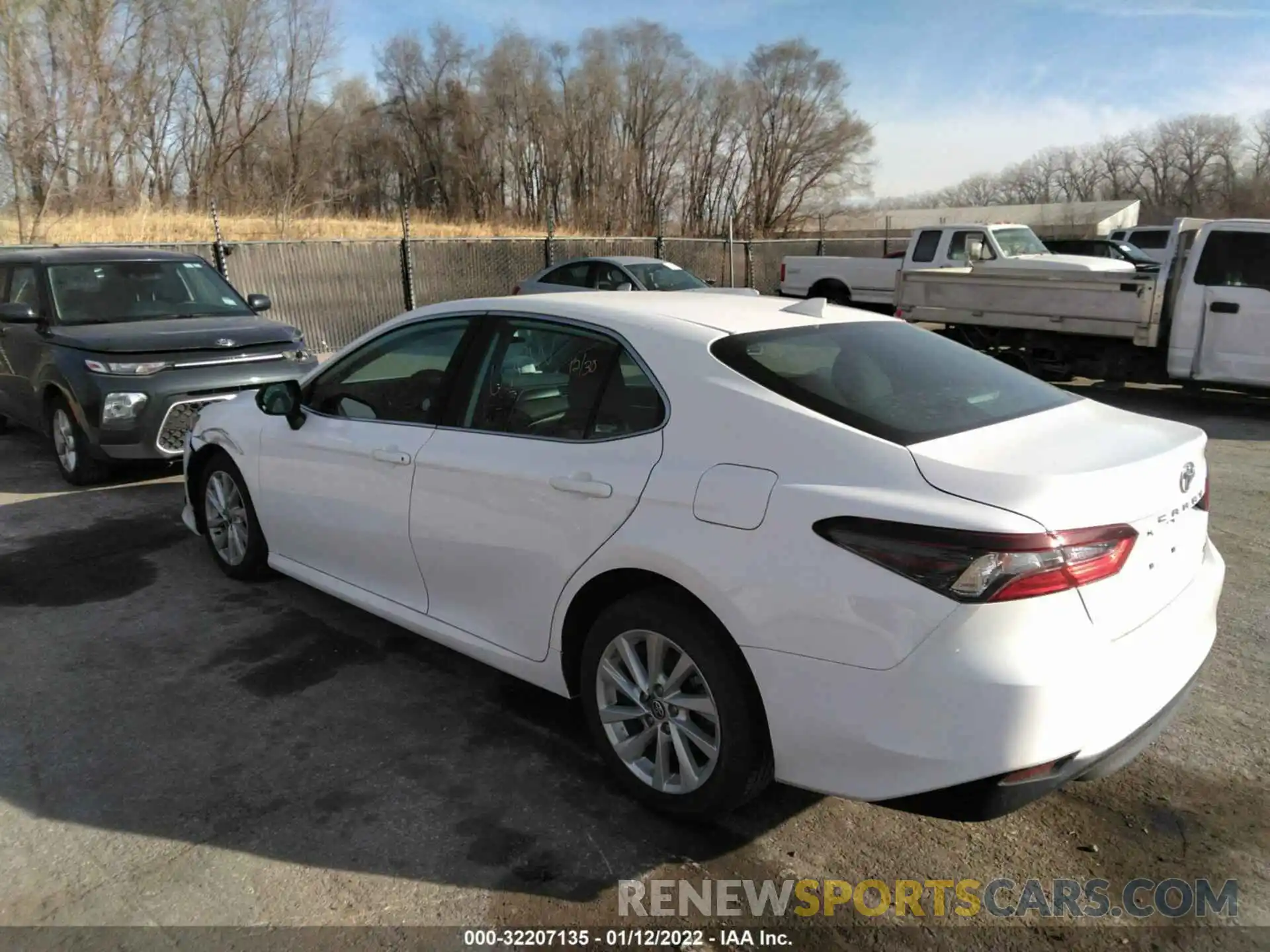 3 Photograph of a damaged car 4T1C11AK3MU592780 TOYOTA CAMRY 2021