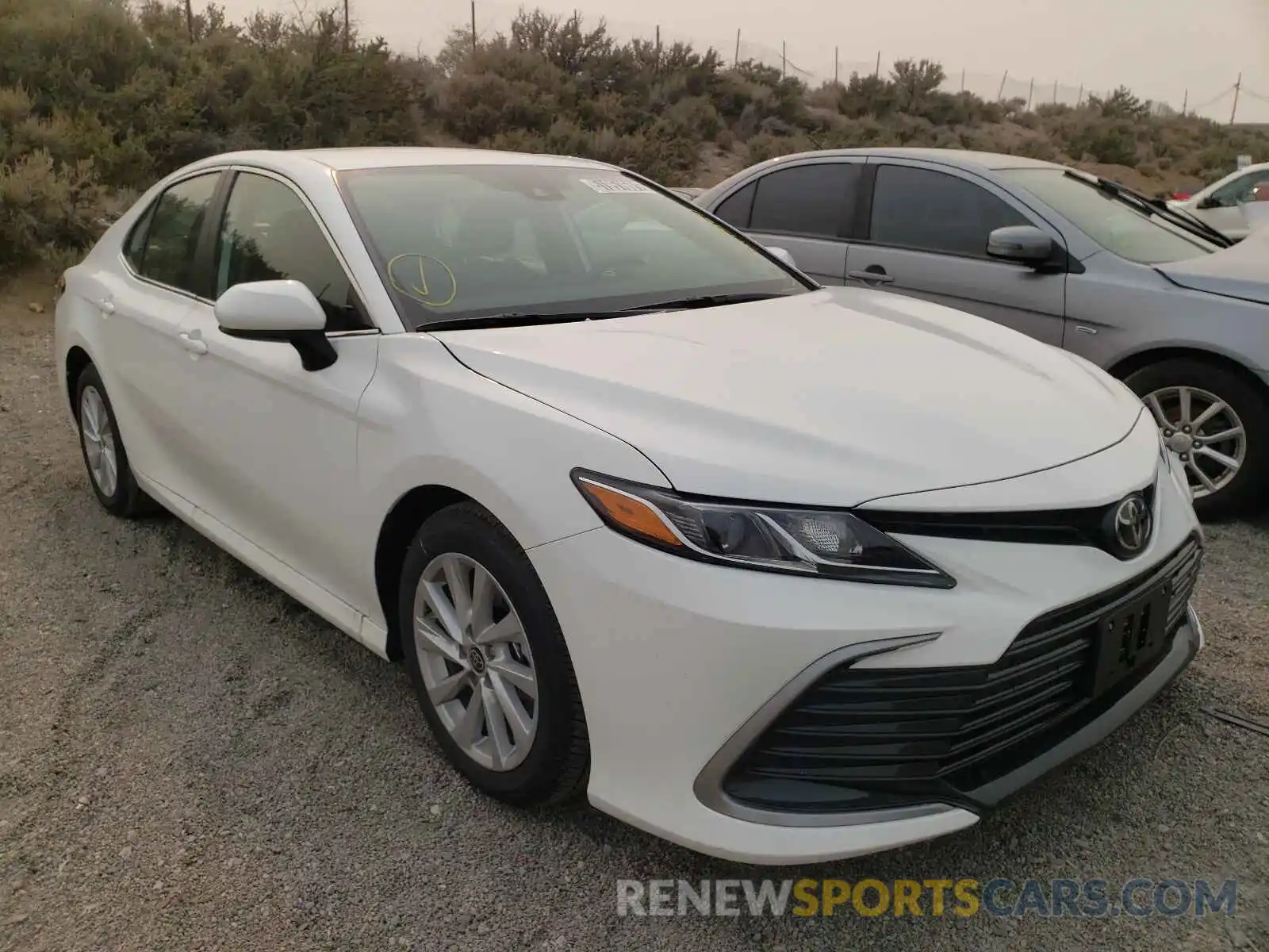 1 Photograph of a damaged car 4T1C11AK3MU592813 TOYOTA CAMRY 2021