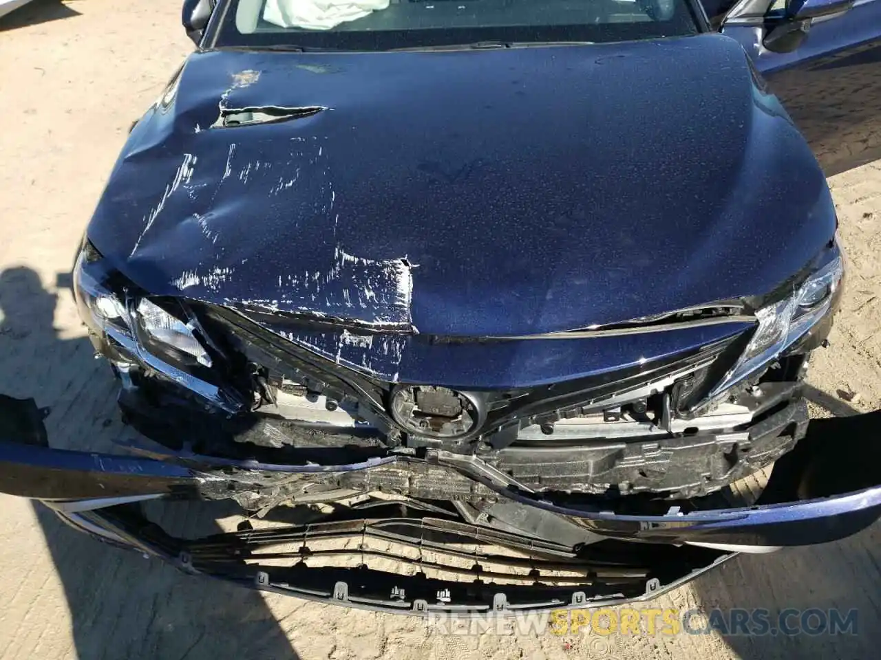 7 Photograph of a damaged car 4T1C11AK4MU404722 TOYOTA CAMRY 2021