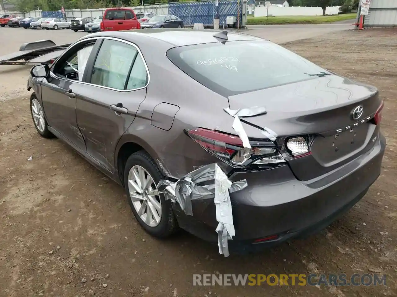 3 Photograph of a damaged car 4T1C11AK4MU438109 TOYOTA CAMRY 2021