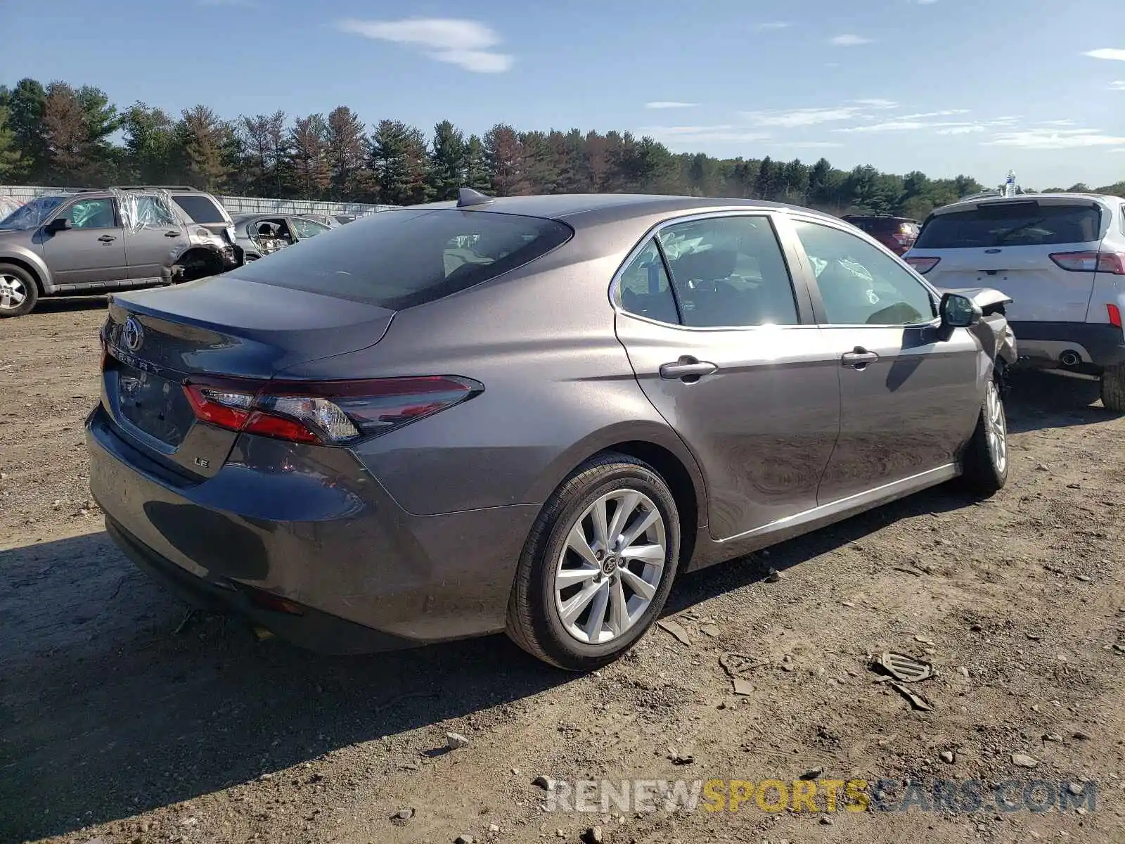 4 Photograph of a damaged car 4T1C11AK4MU444587 TOYOTA CAMRY 2021