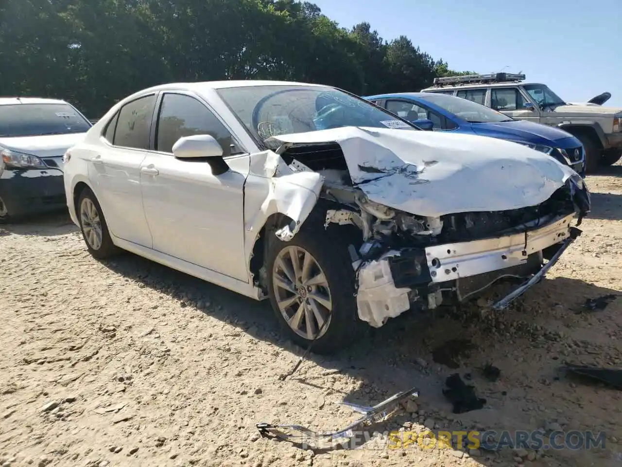 1 Photograph of a damaged car 4T1C11AK4MU448770 TOYOTA CAMRY 2021