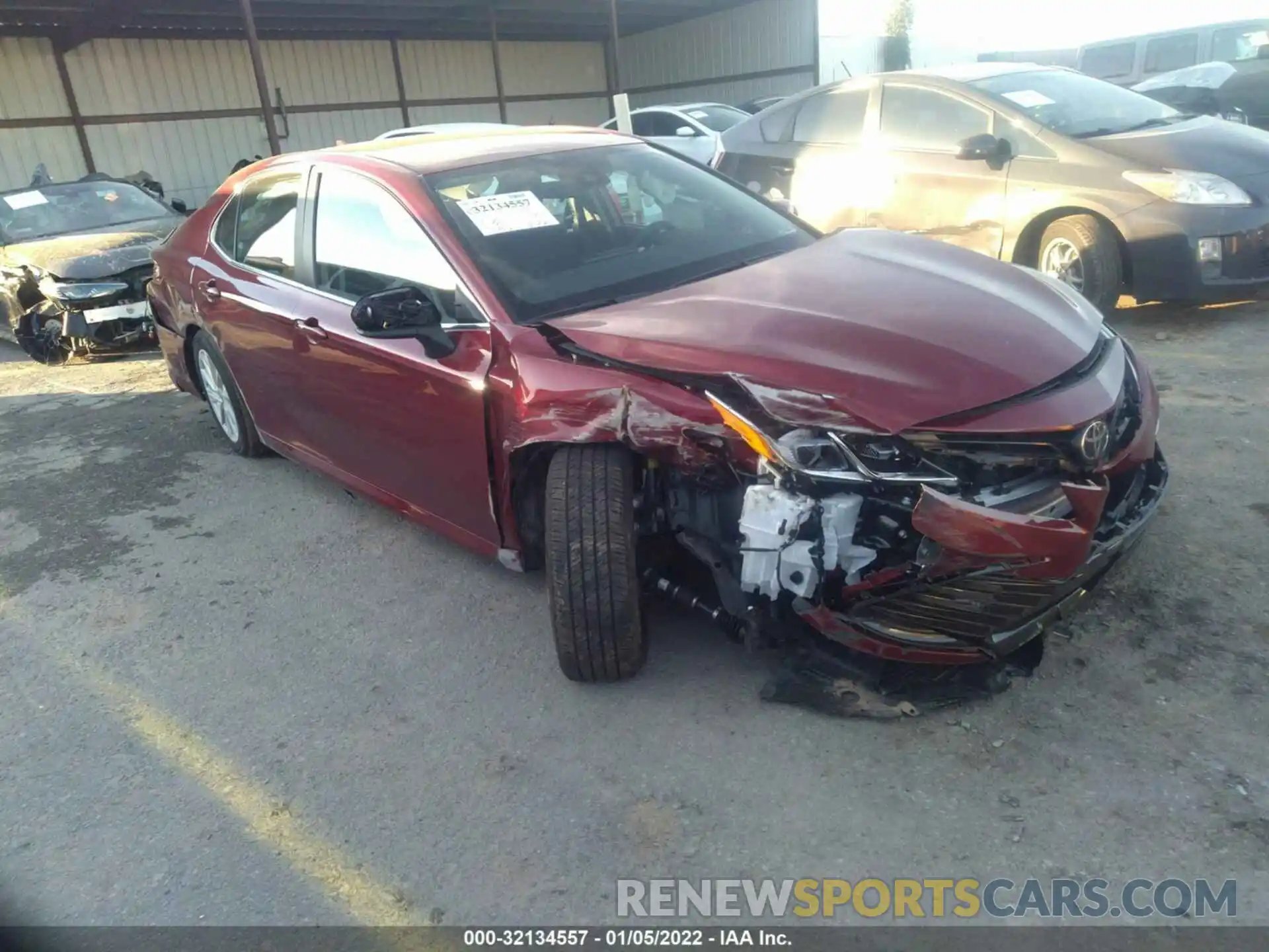 1 Photograph of a damaged car 4T1C11AK4MU463463 TOYOTA CAMRY 2021