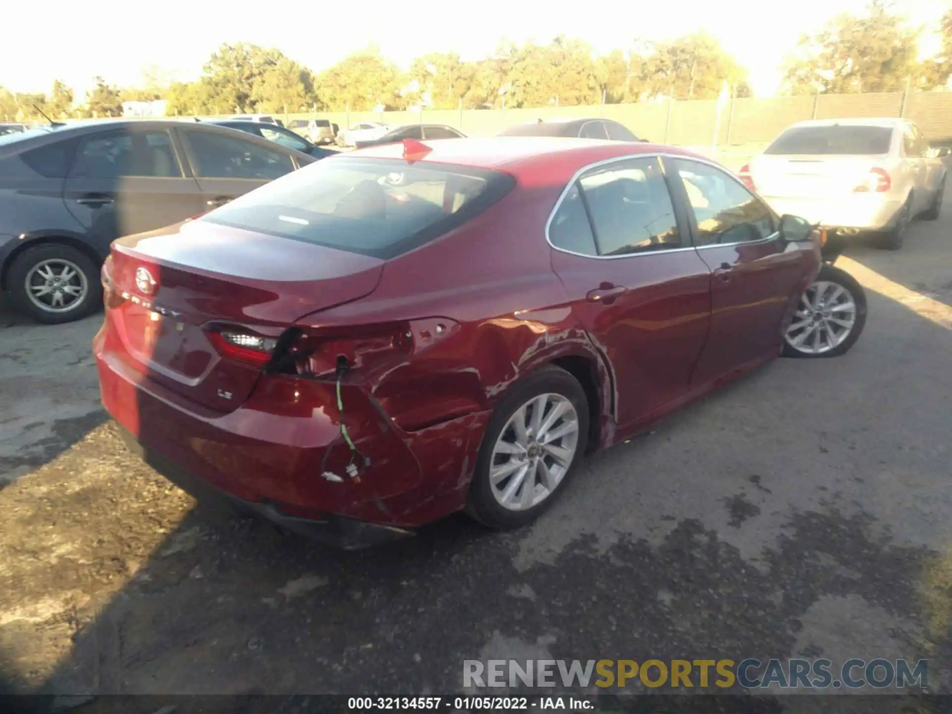 4 Photograph of a damaged car 4T1C11AK4MU463463 TOYOTA CAMRY 2021