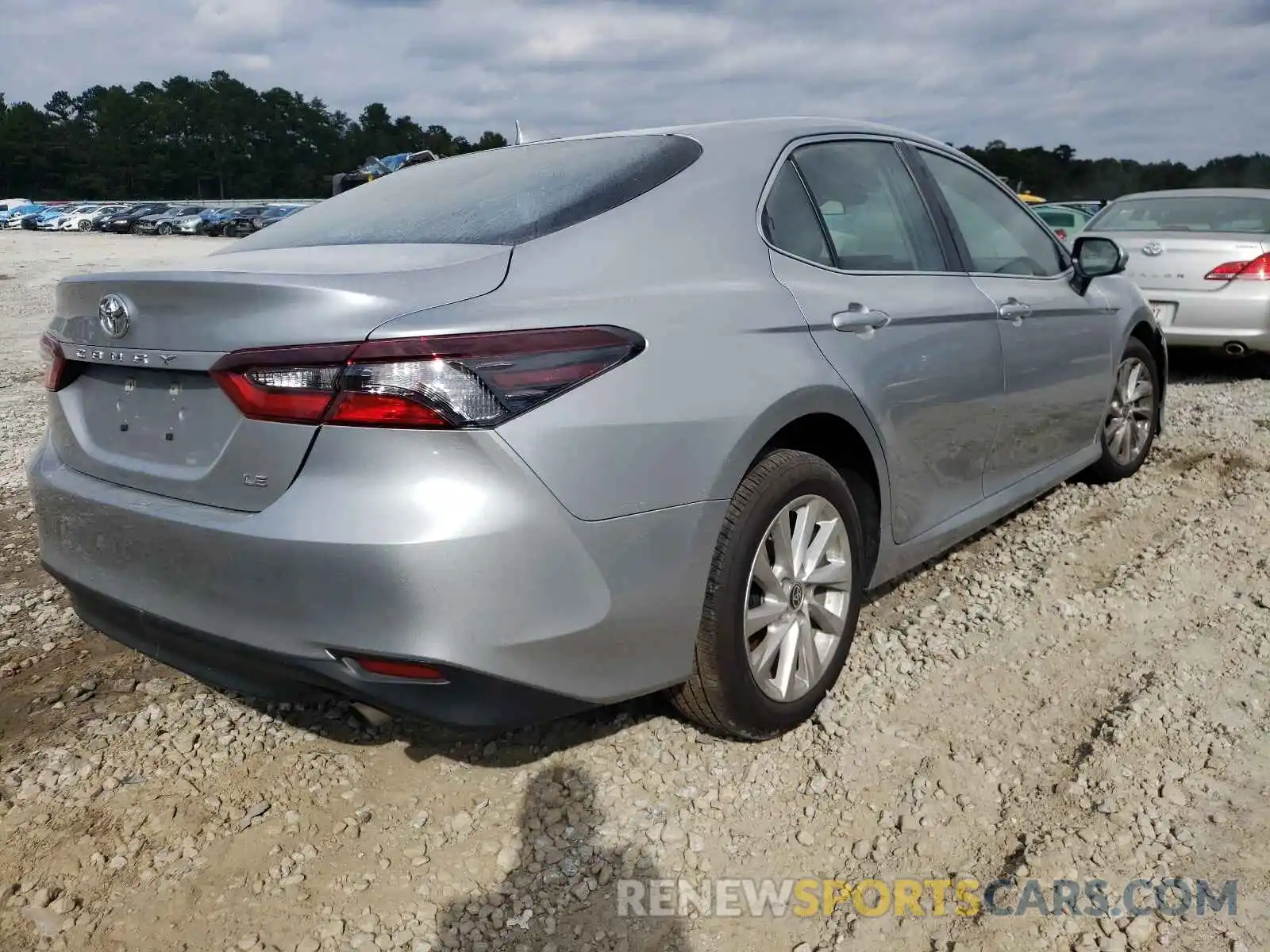 4 Photograph of a damaged car 4T1C11AK4MU466539 TOYOTA CAMRY 2021