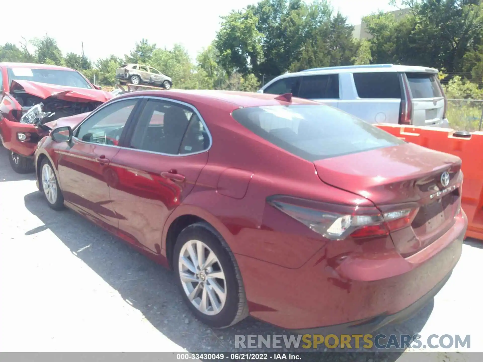 3 Photograph of a damaged car 4T1C11AK4MU466556 TOYOTA CAMRY 2021