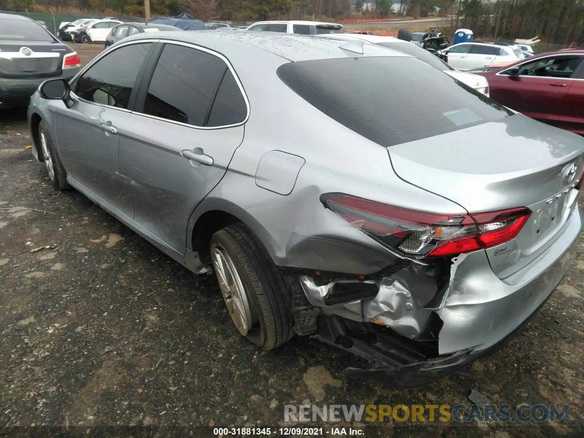 3 Photograph of a damaged car 4T1C11AK4MU530126 TOYOTA CAMRY 2021