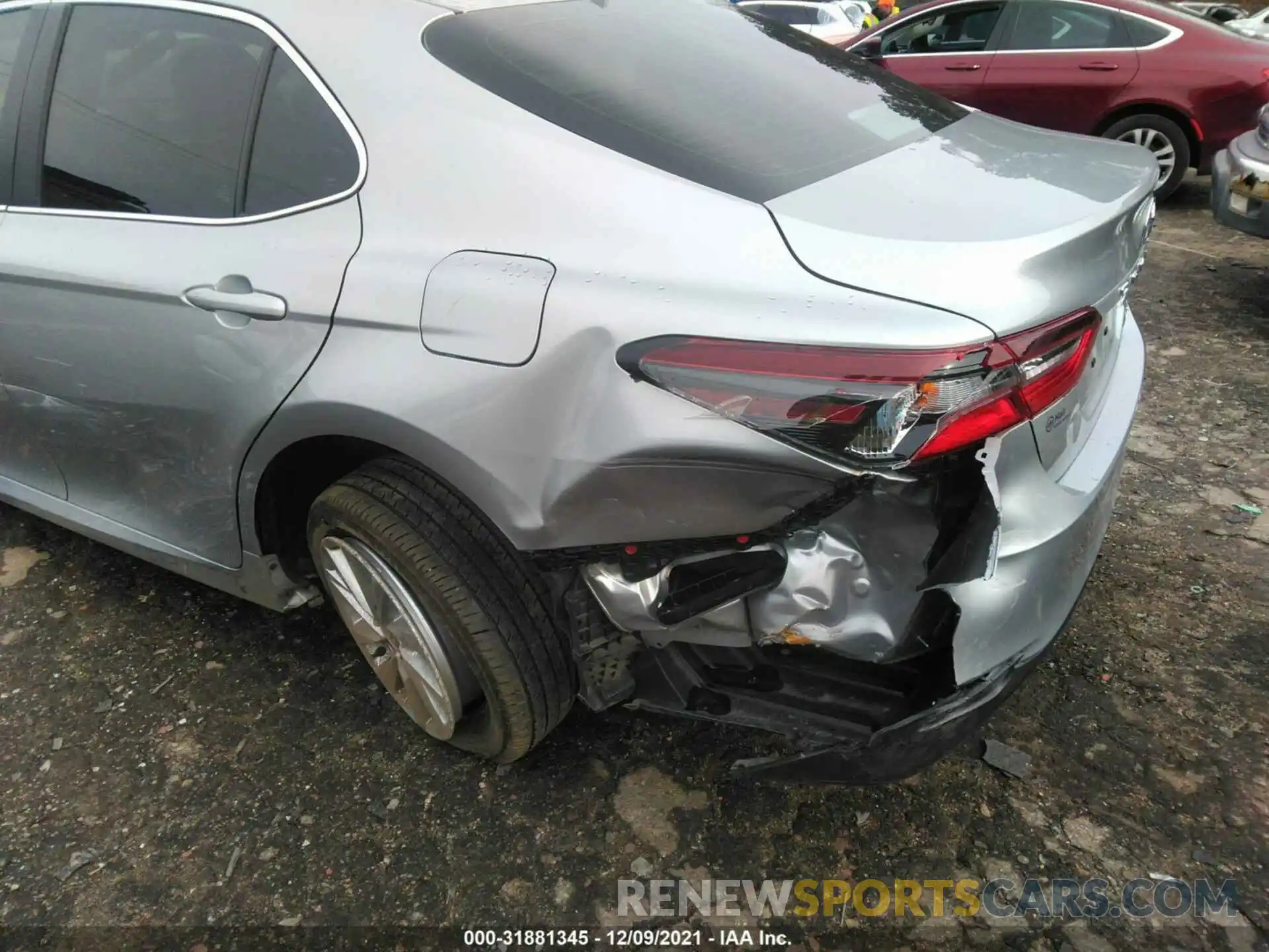 6 Photograph of a damaged car 4T1C11AK4MU530126 TOYOTA CAMRY 2021