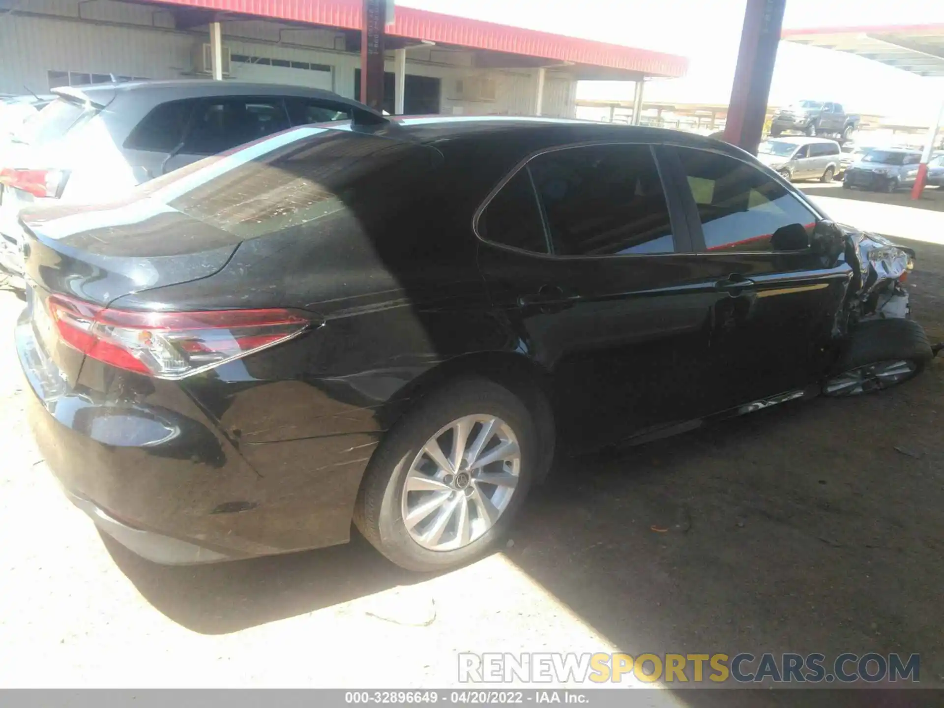 4 Photograph of a damaged car 4T1C11AK4MU531485 TOYOTA CAMRY 2021