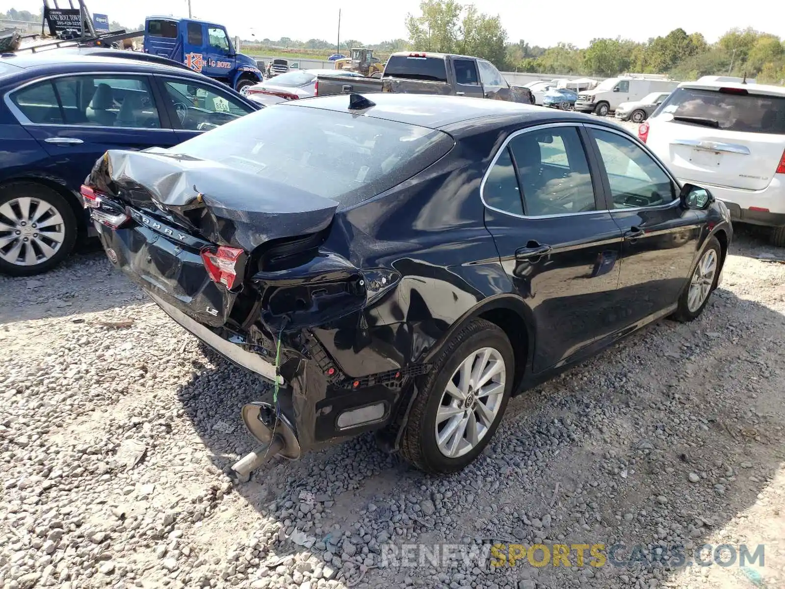 4 Photograph of a damaged car 4T1C11AK4MU544561 TOYOTA CAMRY 2021